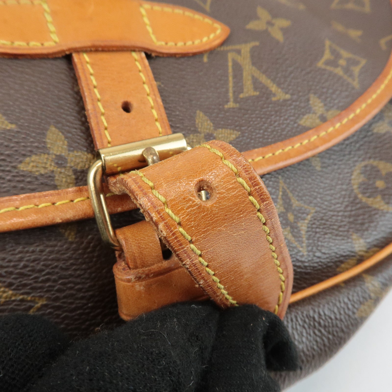 Louis Vuitton Monogram Saumur 30 Crossbody Bag Brown M42256 Used