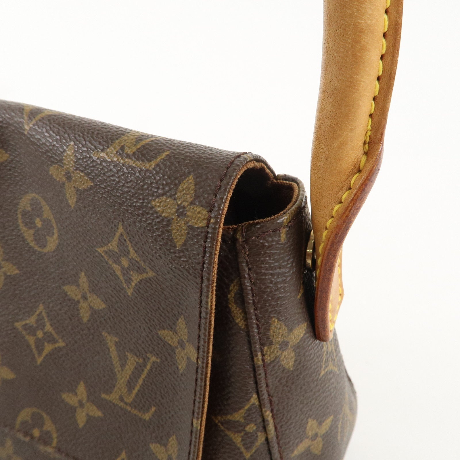 Louis Vuitton Monogram Mini Looping Shoulder Bag Hand Bag M51147