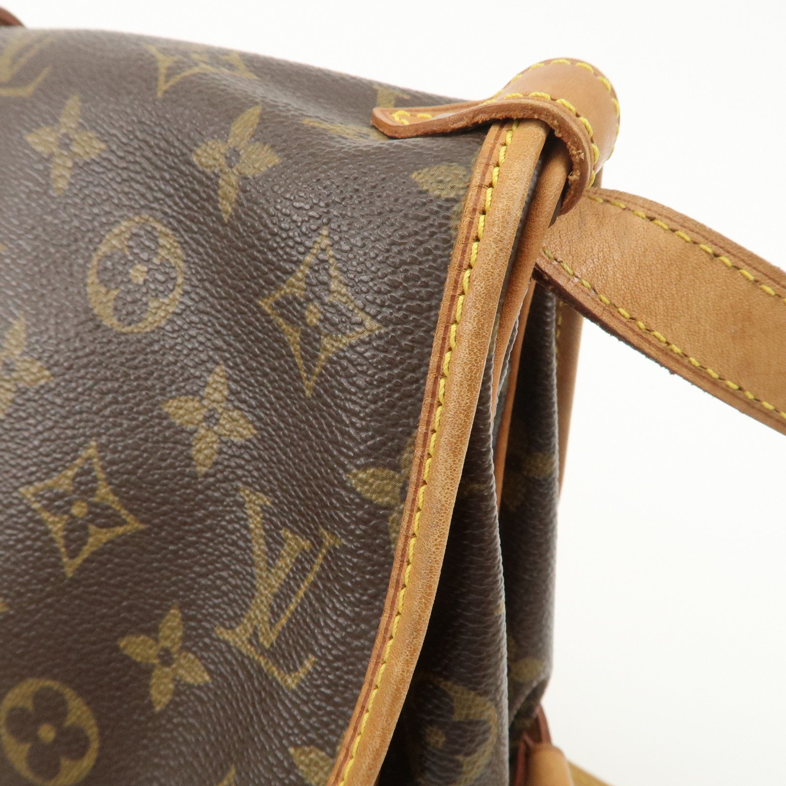 Louis Vuitton Monogram Saumur 30 Crossbody Bag Brown M42256 Used