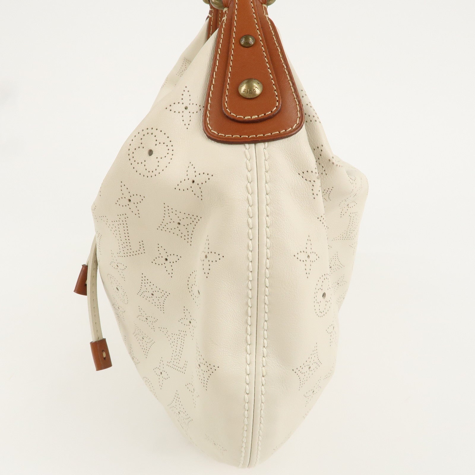 Louis Vuitton Monogram Mahina Onata GM Shoulder Bag Ivory M95460