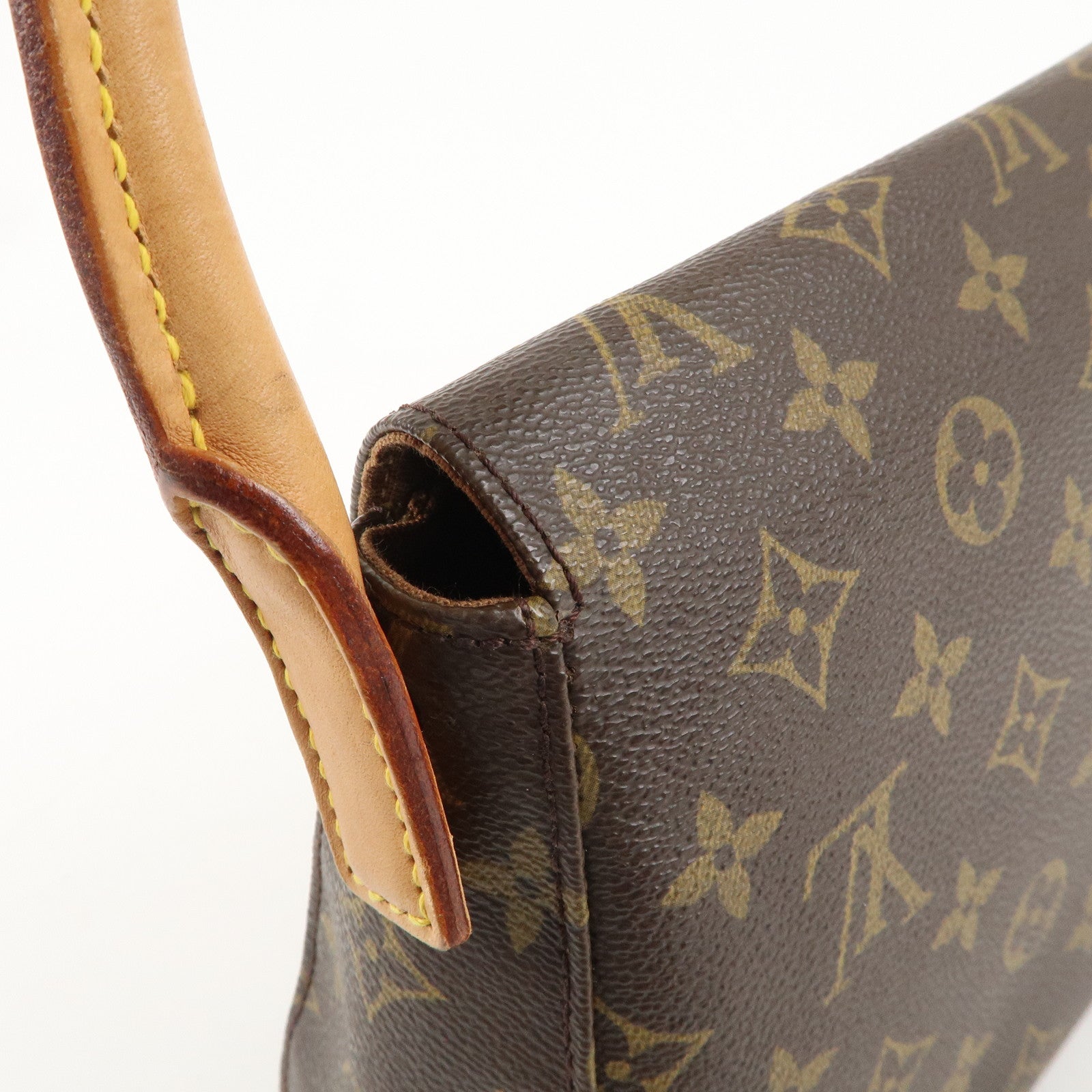 Louis Vuitton Monogram Mini Looping Shoulder Bag Hand Bag M51147