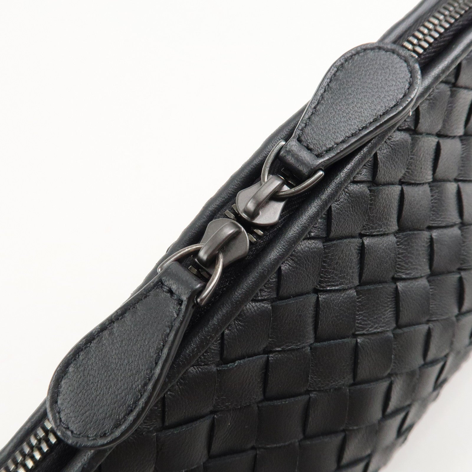 BOTTEGA VENETA Intrecciato Leather Pouch Cosmetic Pouch Black