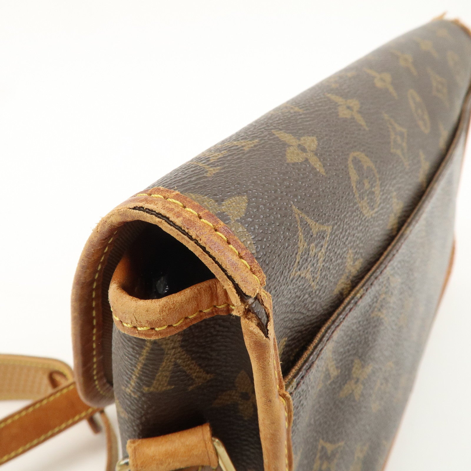 Louis Vuitton Monogram Gibessière MM Shoulder Bag M42247