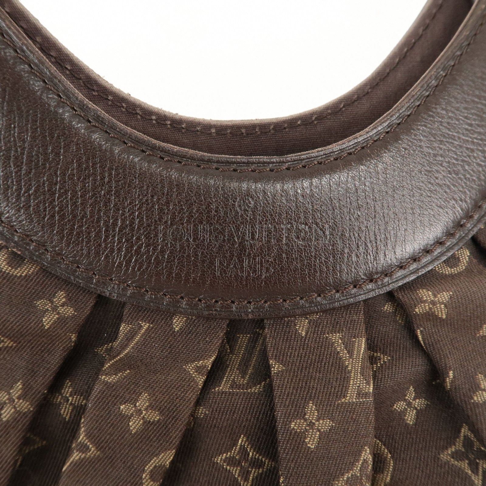 Louis Vuitton Monogram Idylle Fantasy Shoulder Bag Fusain M40408