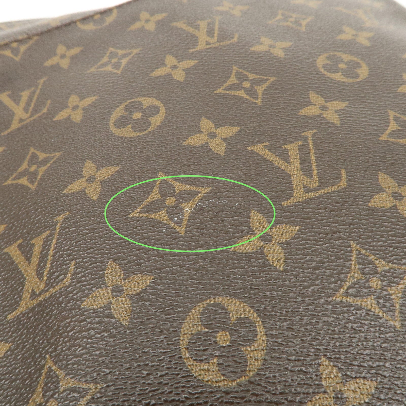 Louis Vuitton Monogram Trotteur Beaubourg Shoulder Bag M97037