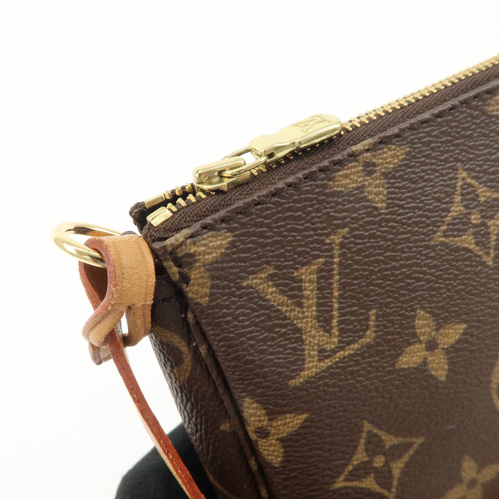 Louis Vuitton Monogram Pochette Accessoires Pouch M51980