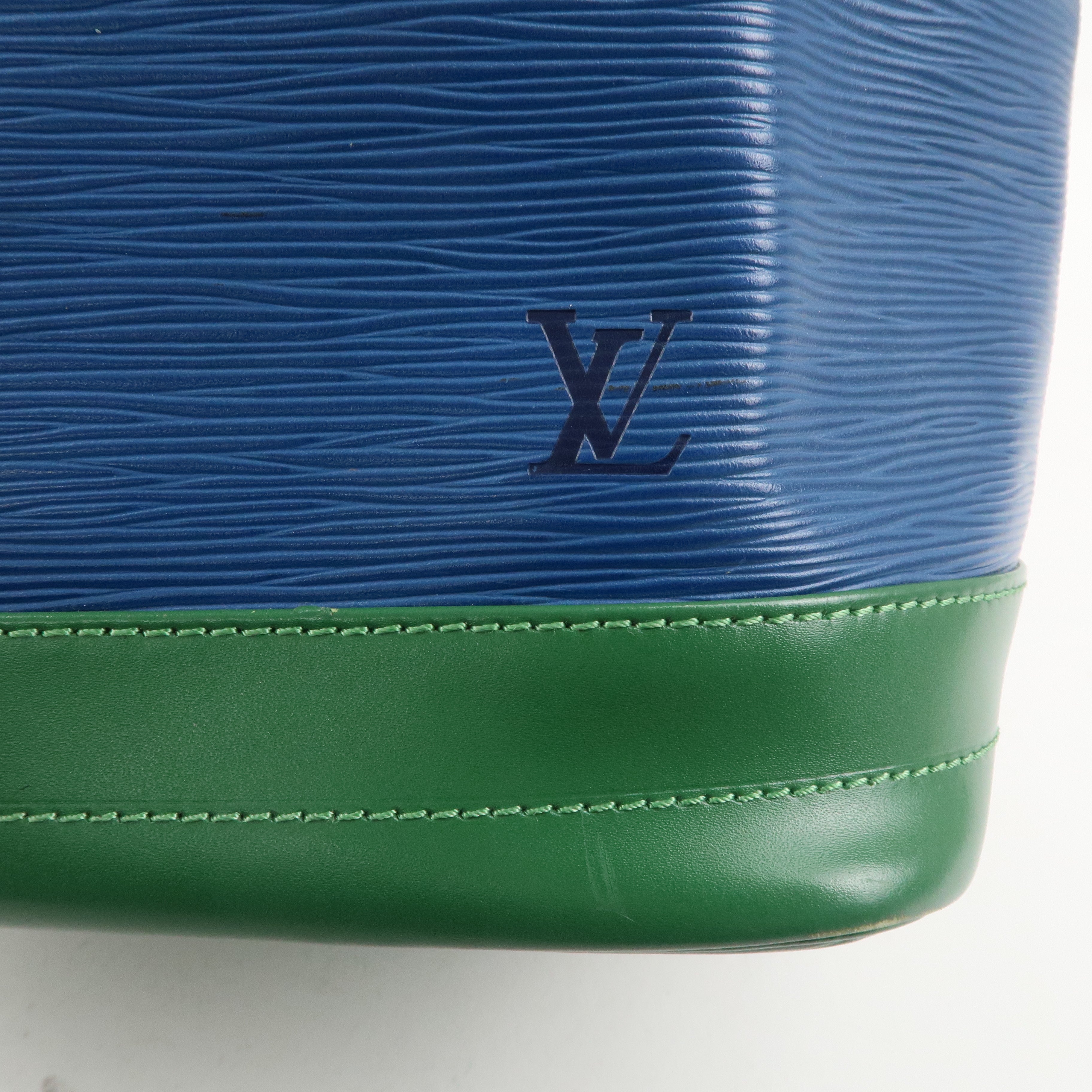 Louis Vuitton Epi Bi-Color Noe Shoulder Bag Blue Green M44044