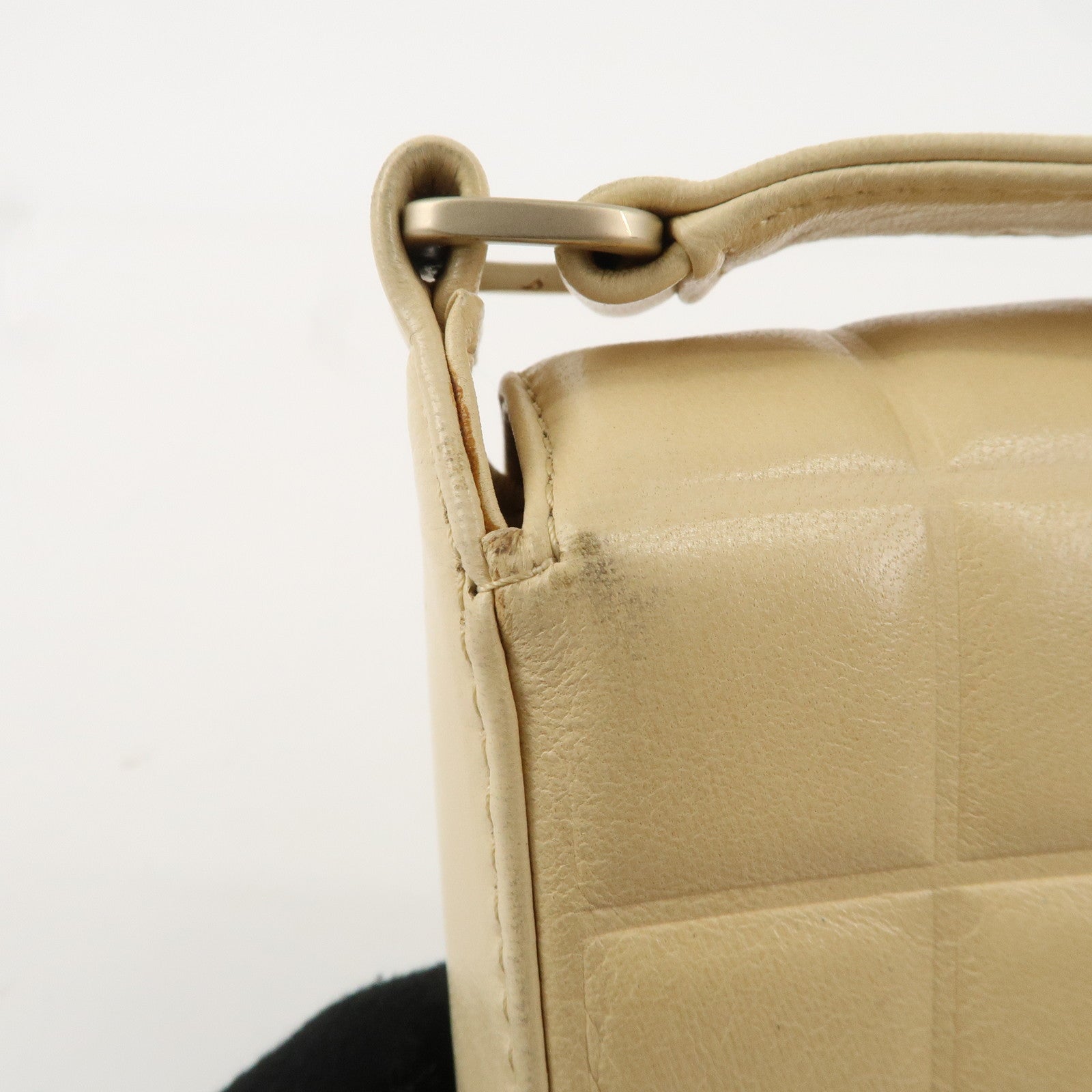 CHANEL Chocolate Bar Lamb Skin Shoulder Bag Beige