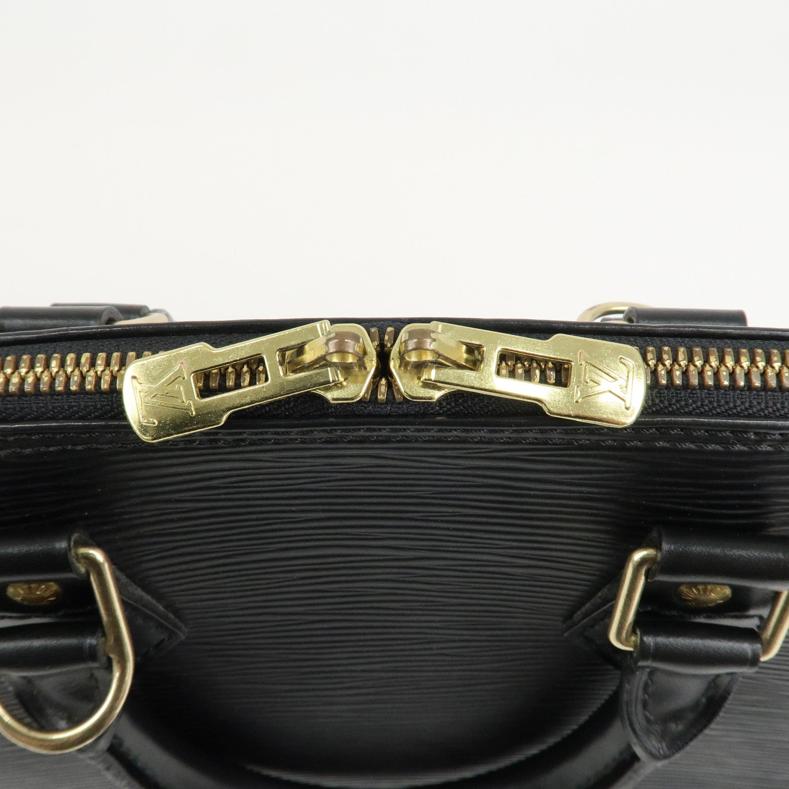 Louis Vuitton Epi Alma Hand Bag Noir Black Gold HDW M52142