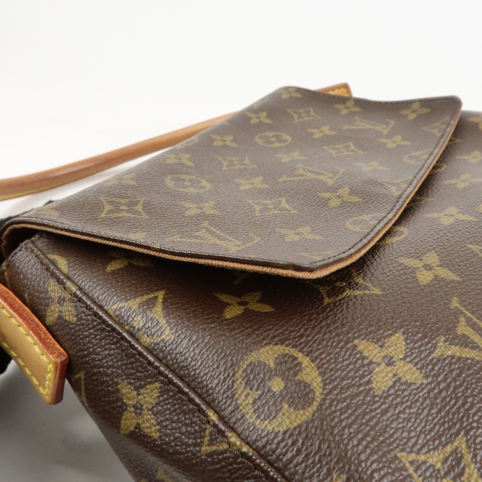 Louis Vuitton Monogram Mini Looping Shoulder Bag Hand Bag M51147 Used