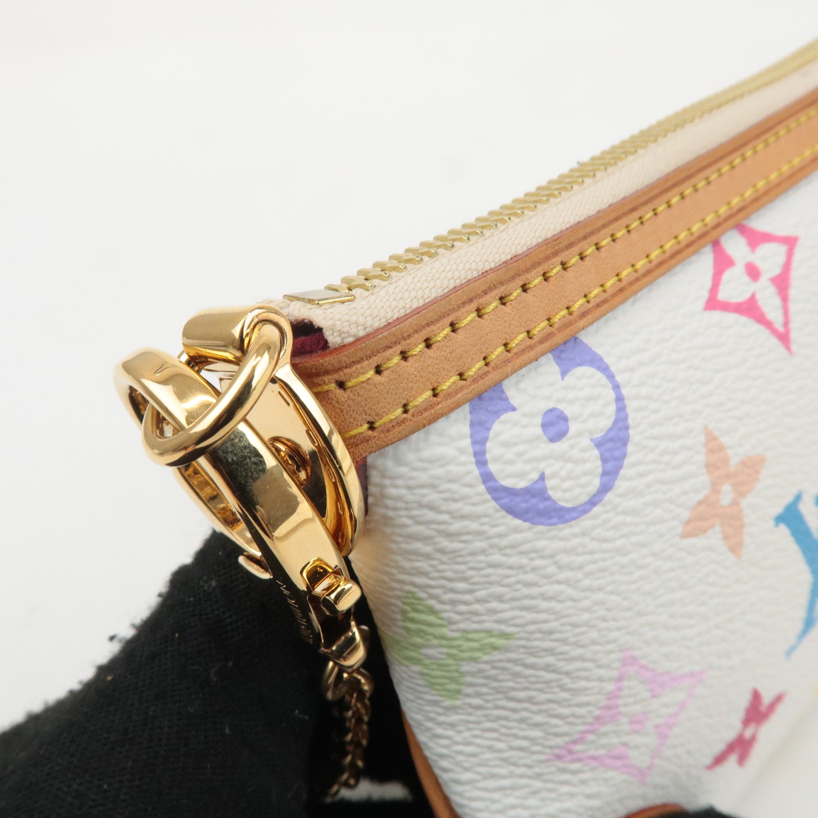 Louis Vuitton Monogram Multicolor Pochette Milla MM Blanc M60096