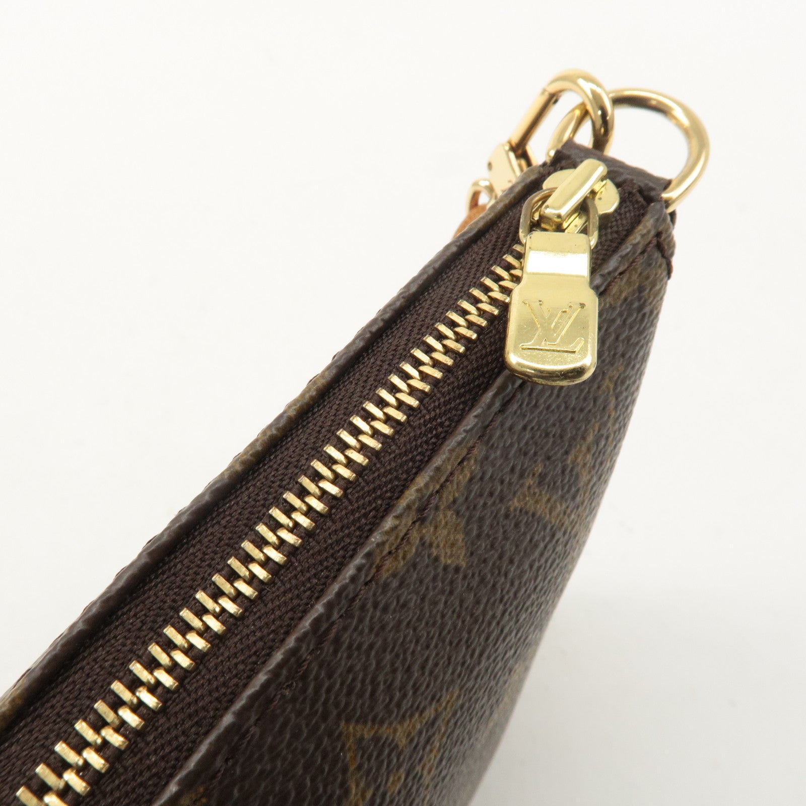 Louis Vuitton Monogram Pochette Accessoires Pouch M51980