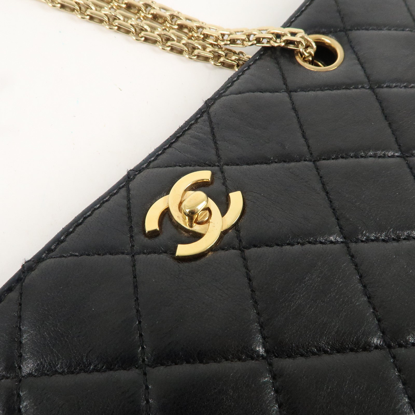 CHANEL Matelasse Lamb Skin Chain Shoulder Bag Black