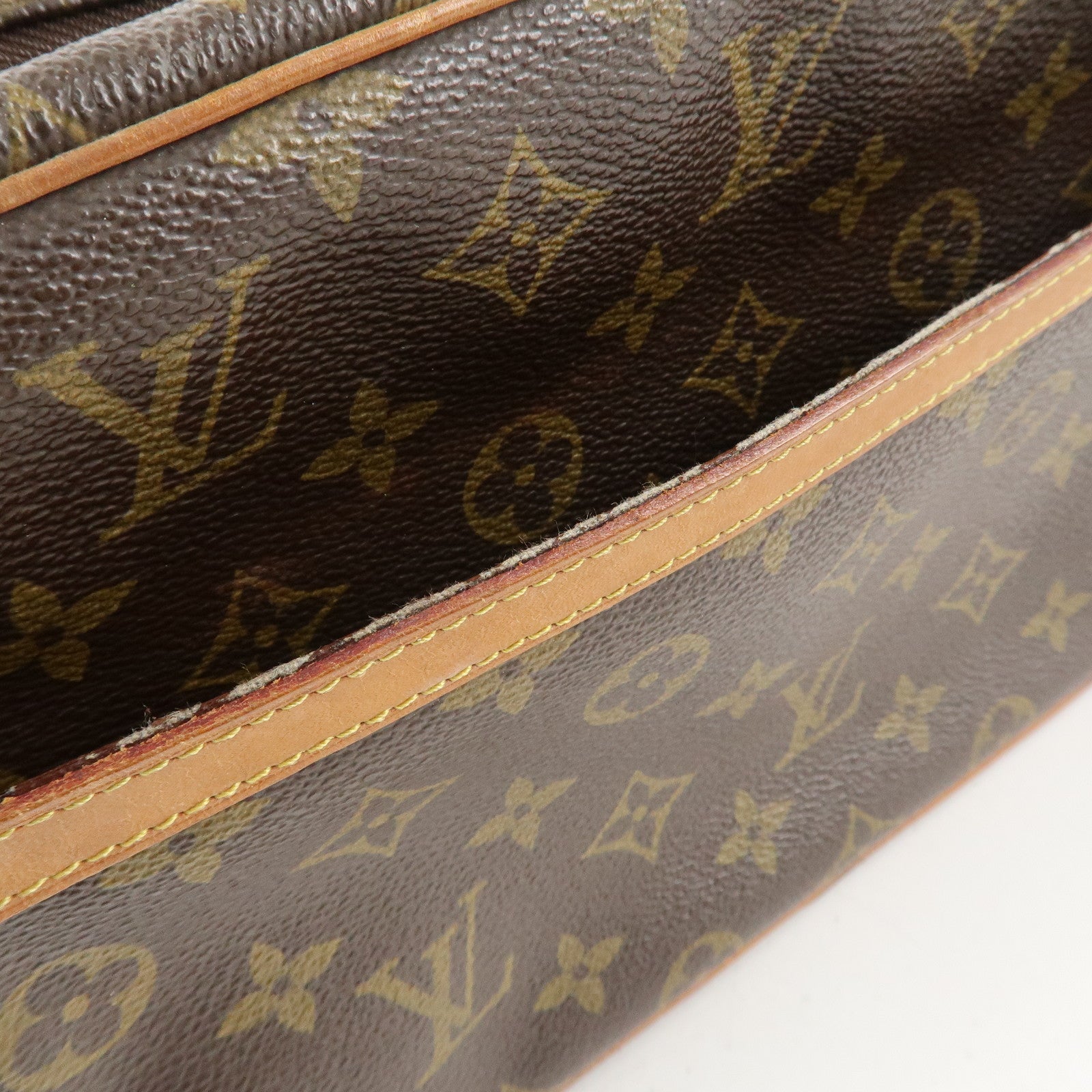 Louis Vuitton Monogram Compiegne 28 Pouch Clutch Bag M51845 Used