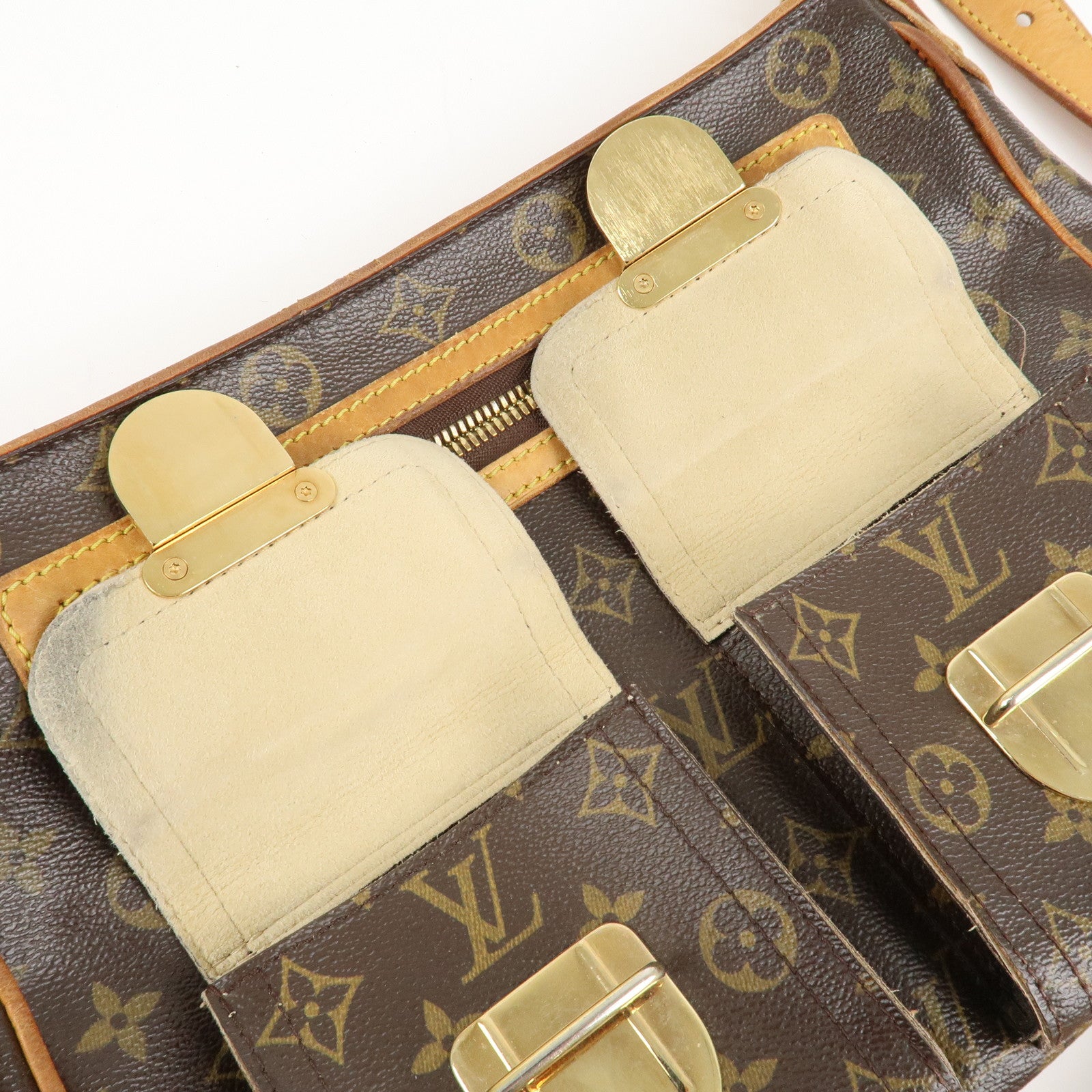 Louis Vuitton Monogram Hudson GM Shoulder Bag M40045