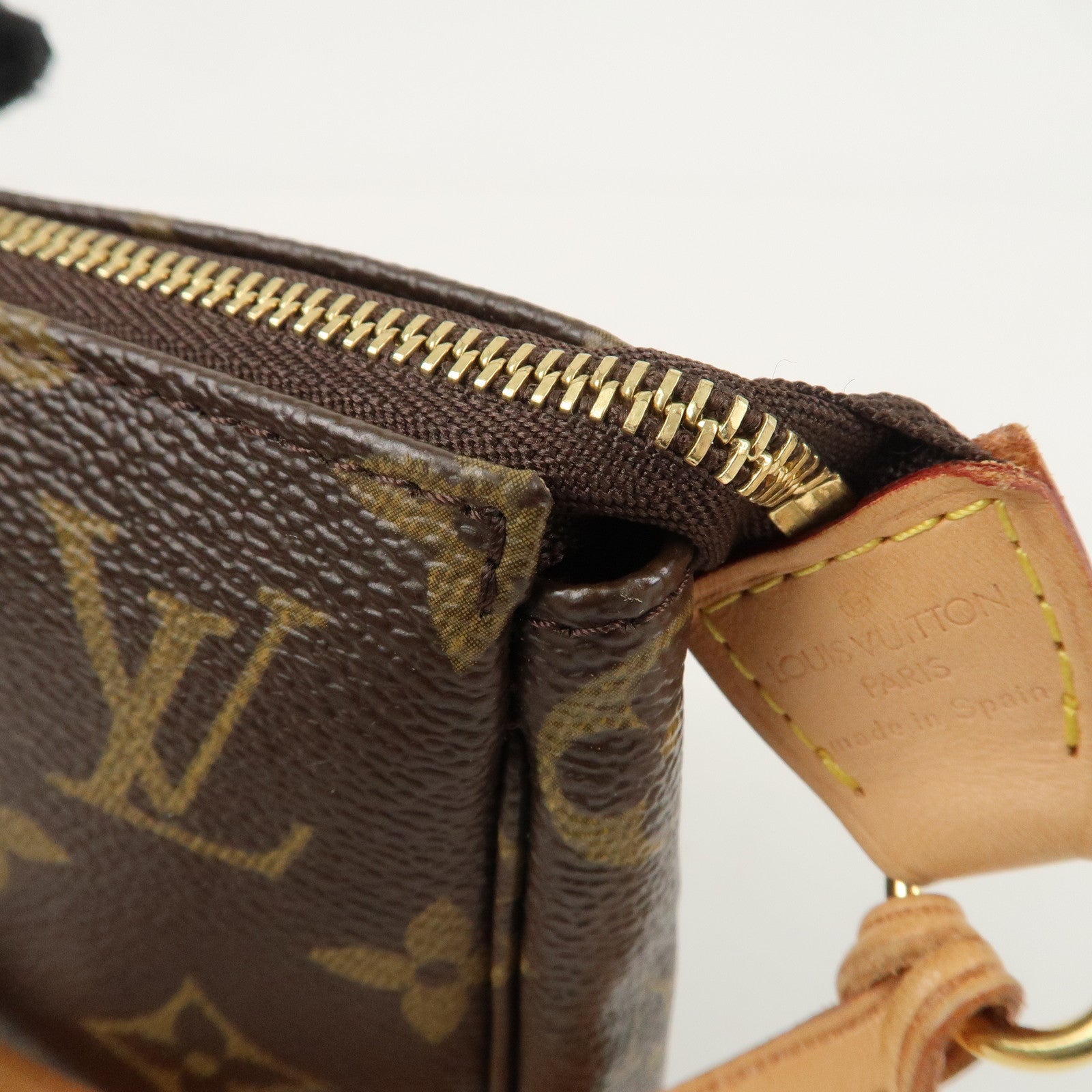 Louis Vuitton Monogram Pochette Accessoires Pouch M51980