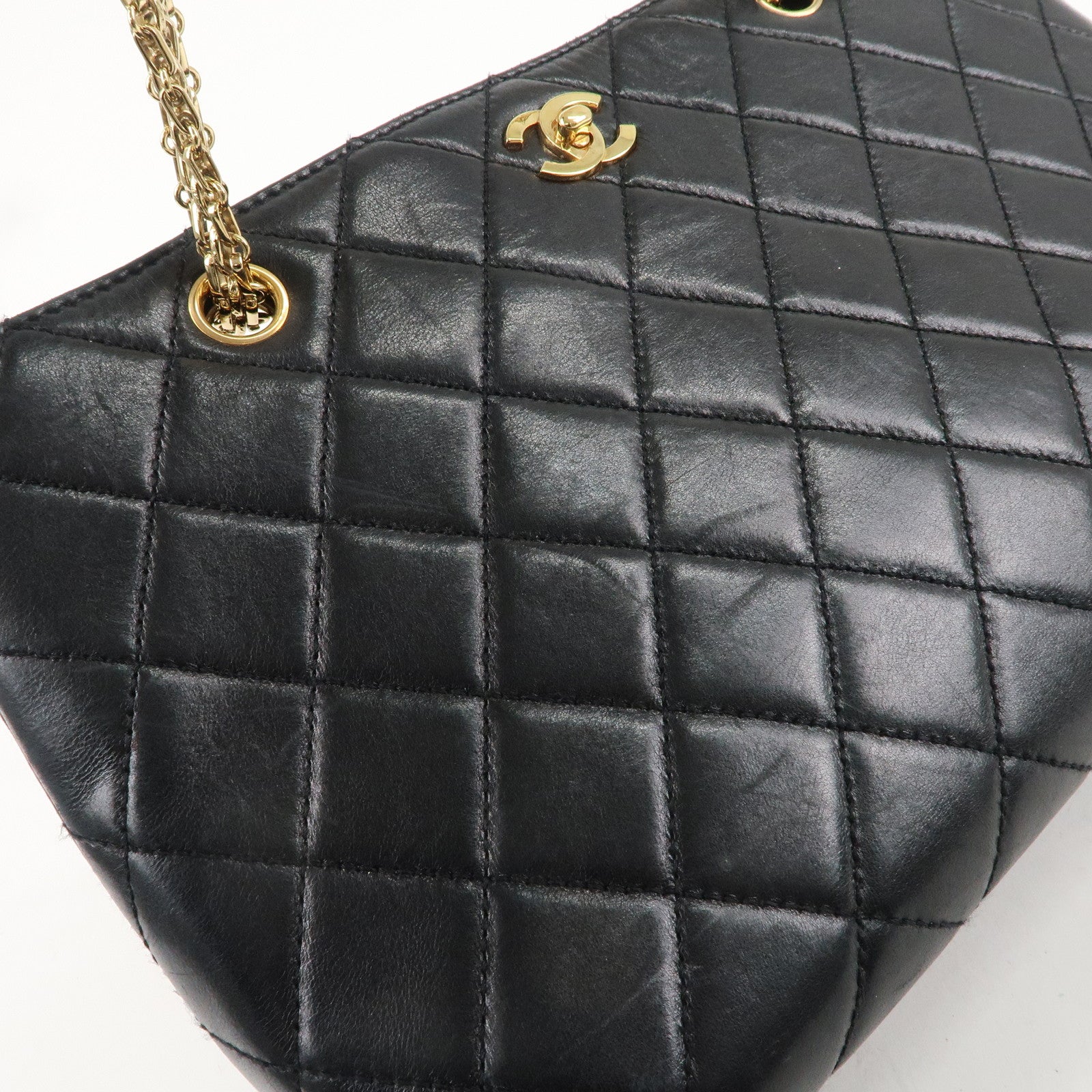 CHANEL Matelasse Lamb Skin Chain Shoulder Bag Black