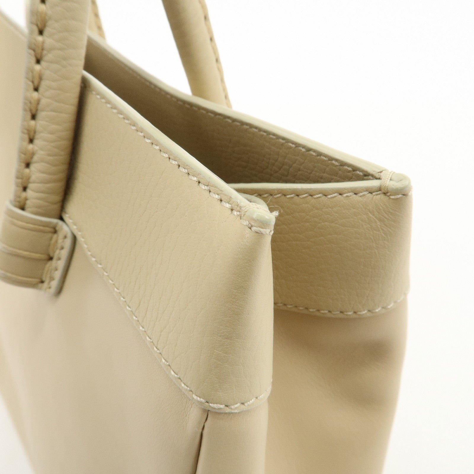 TOD
S Logo Leather Tote Bag Hand Bag Beige Cream