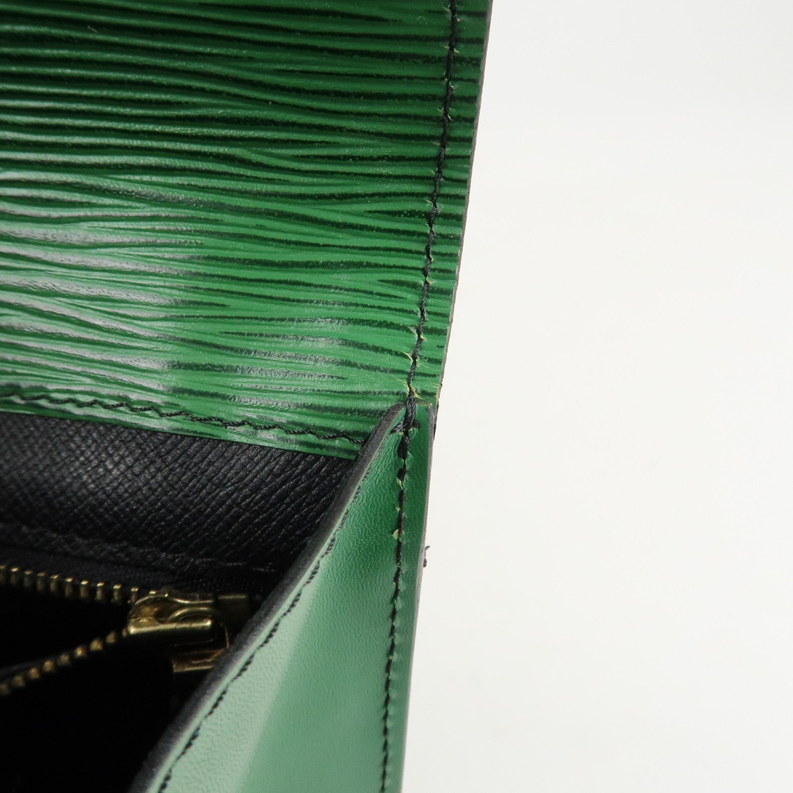 Louis Vuitton Epi Montaigne 27 Clutch Bag Borneo Green M52654