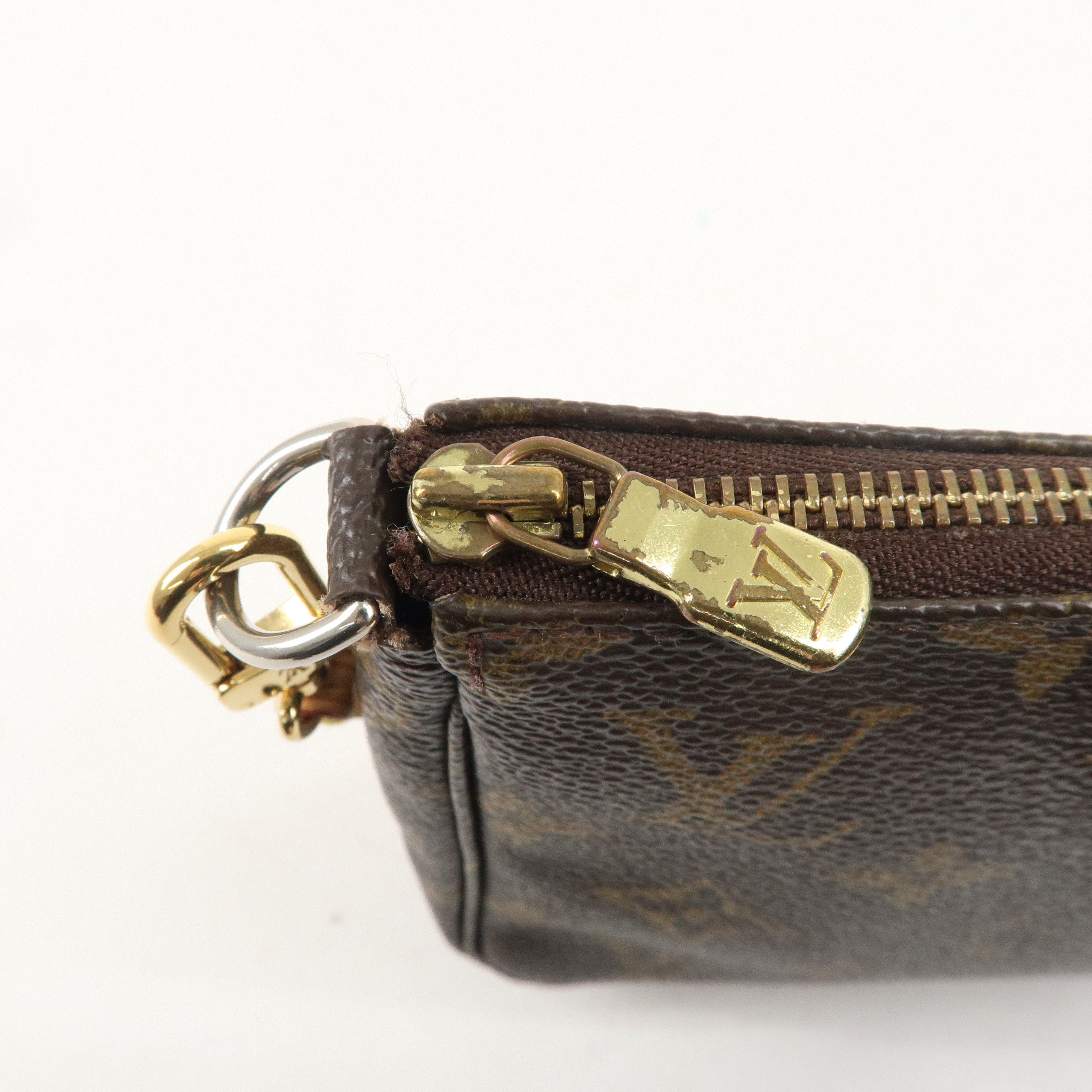 Louis Vuitton Monogram Pochette Accessoires Pouch M51980