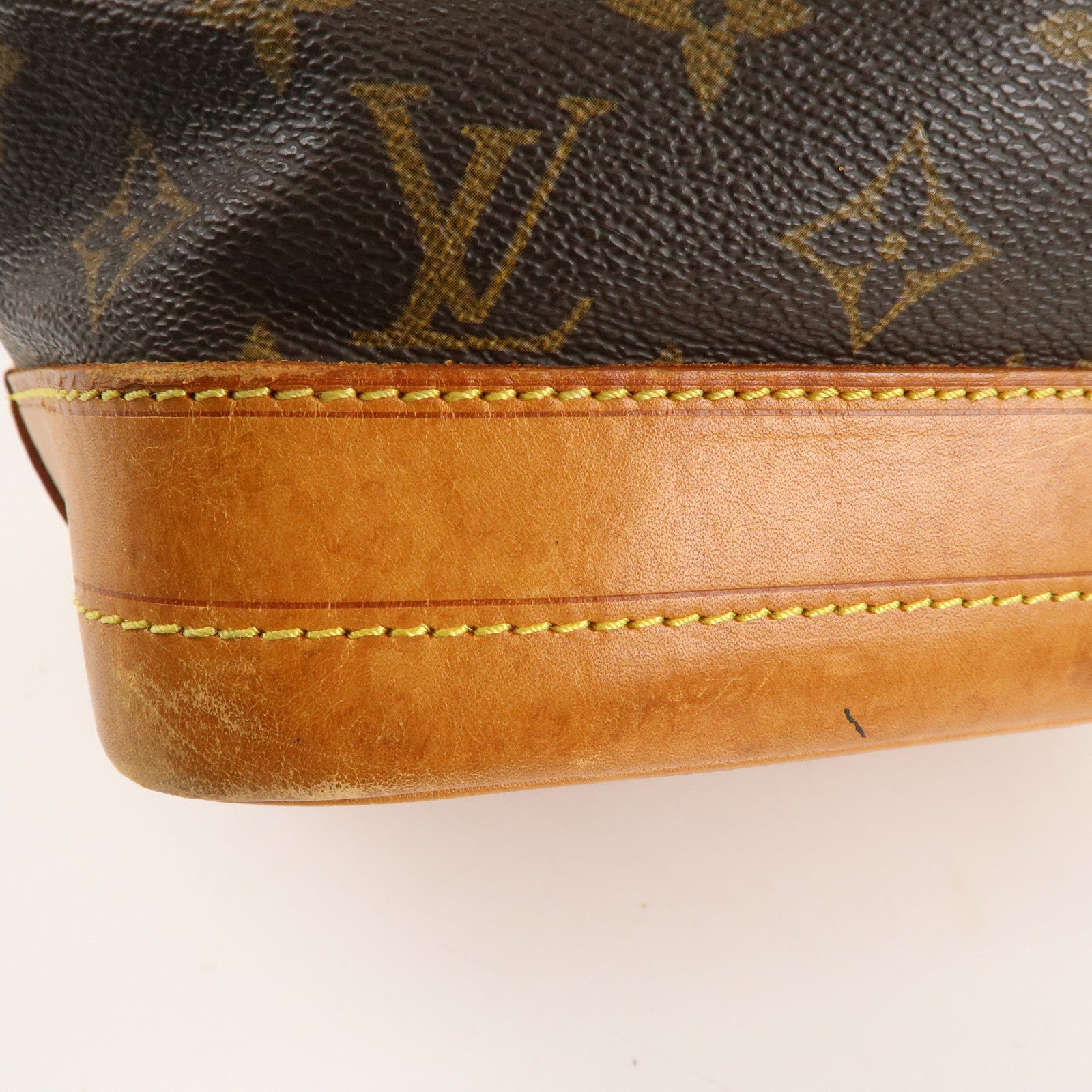 Louis Vuitton Monogram Noe Shoulder Bag Brown M42224