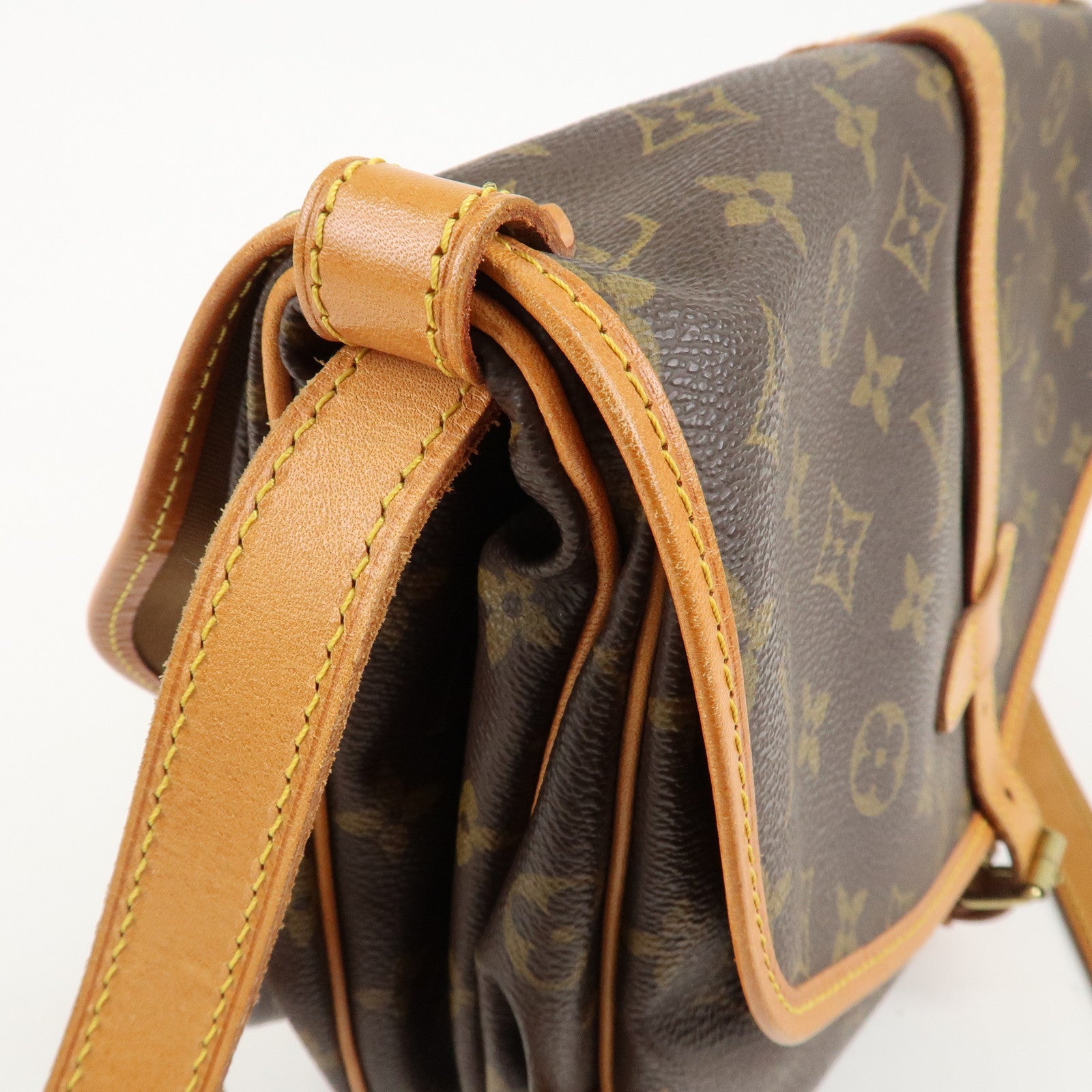 Louis Vuitton Monogram Saumur 30 Crossbody Bag Brown M42256 Used