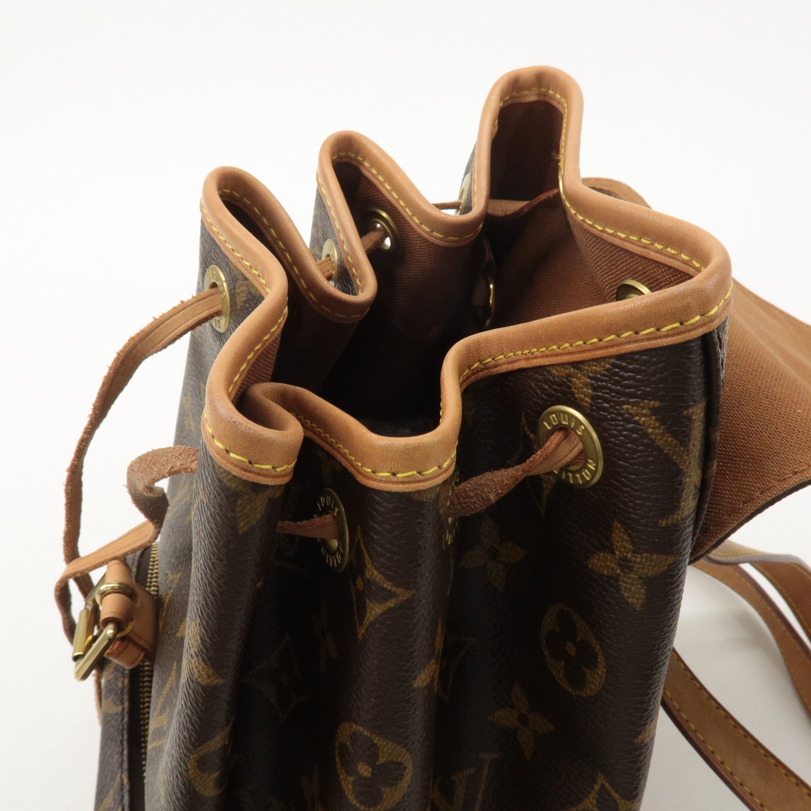 Louis Vuitton Monogram Montsouris MM Back Pack Bag M51136