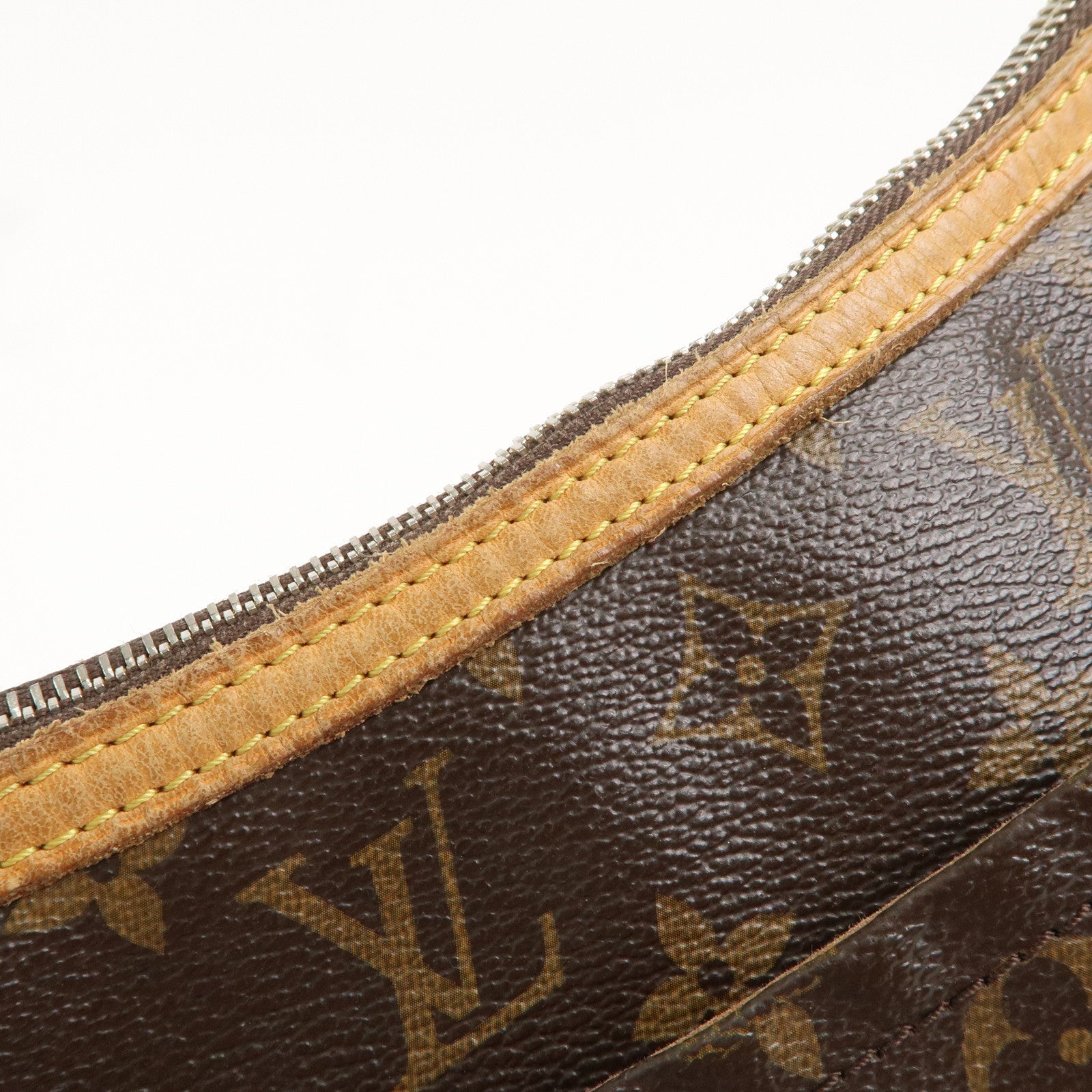 Louis Vuitton Monogram Odeon MM Crossbody Shoulder Bag M56389