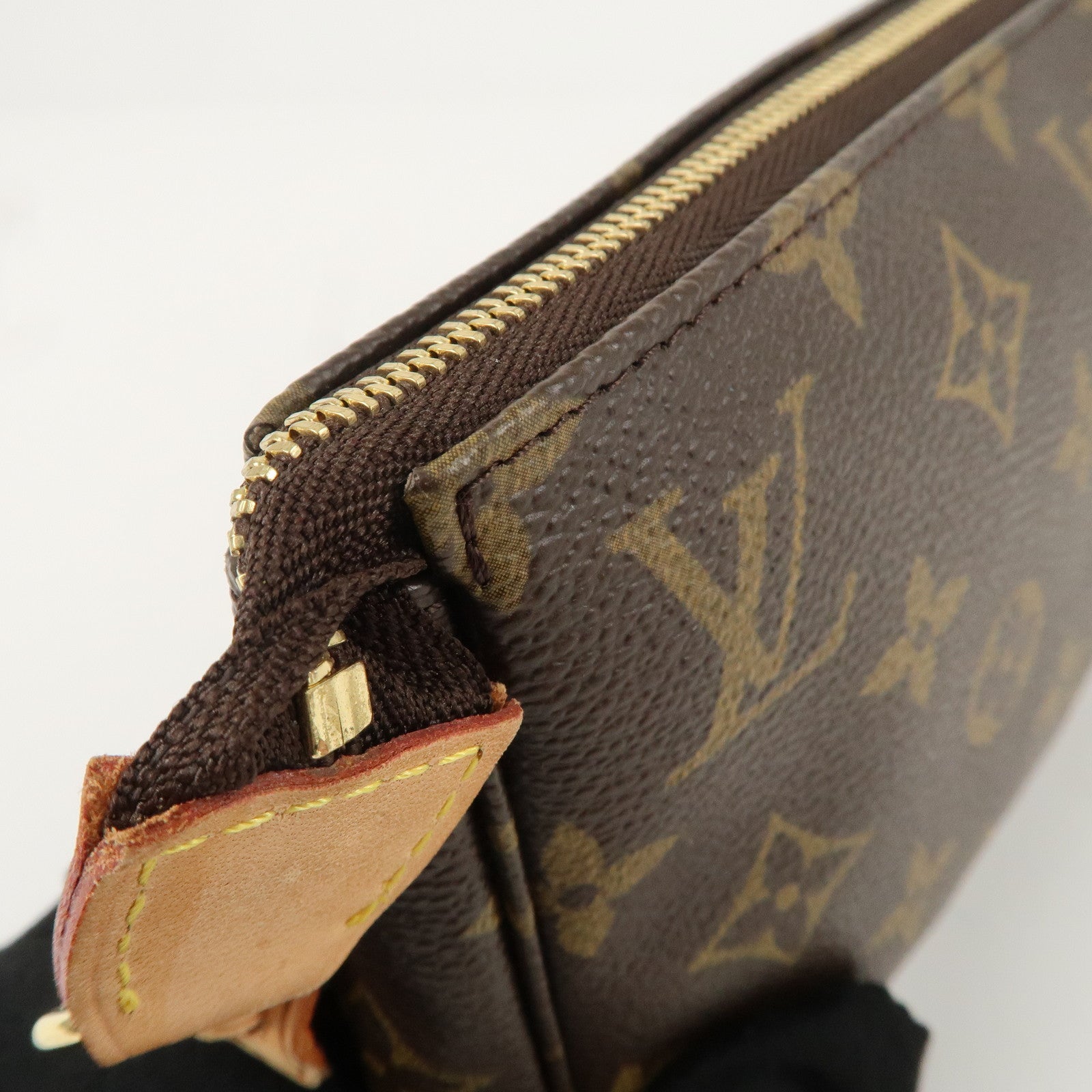 Louis Vuitton Monogram Pochette Accessoires Pouch M51980