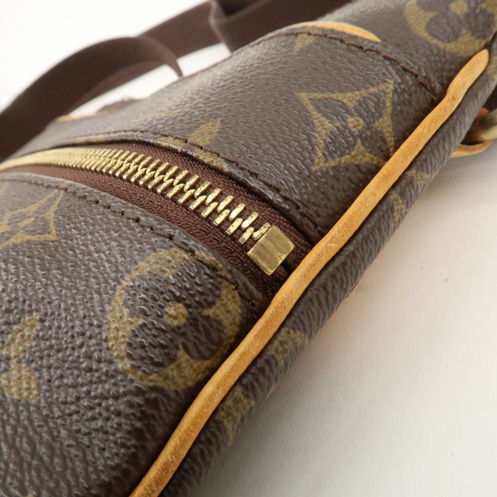 Louis Vuitton Monogram Pochette Valmy Shoulder Bag M40524