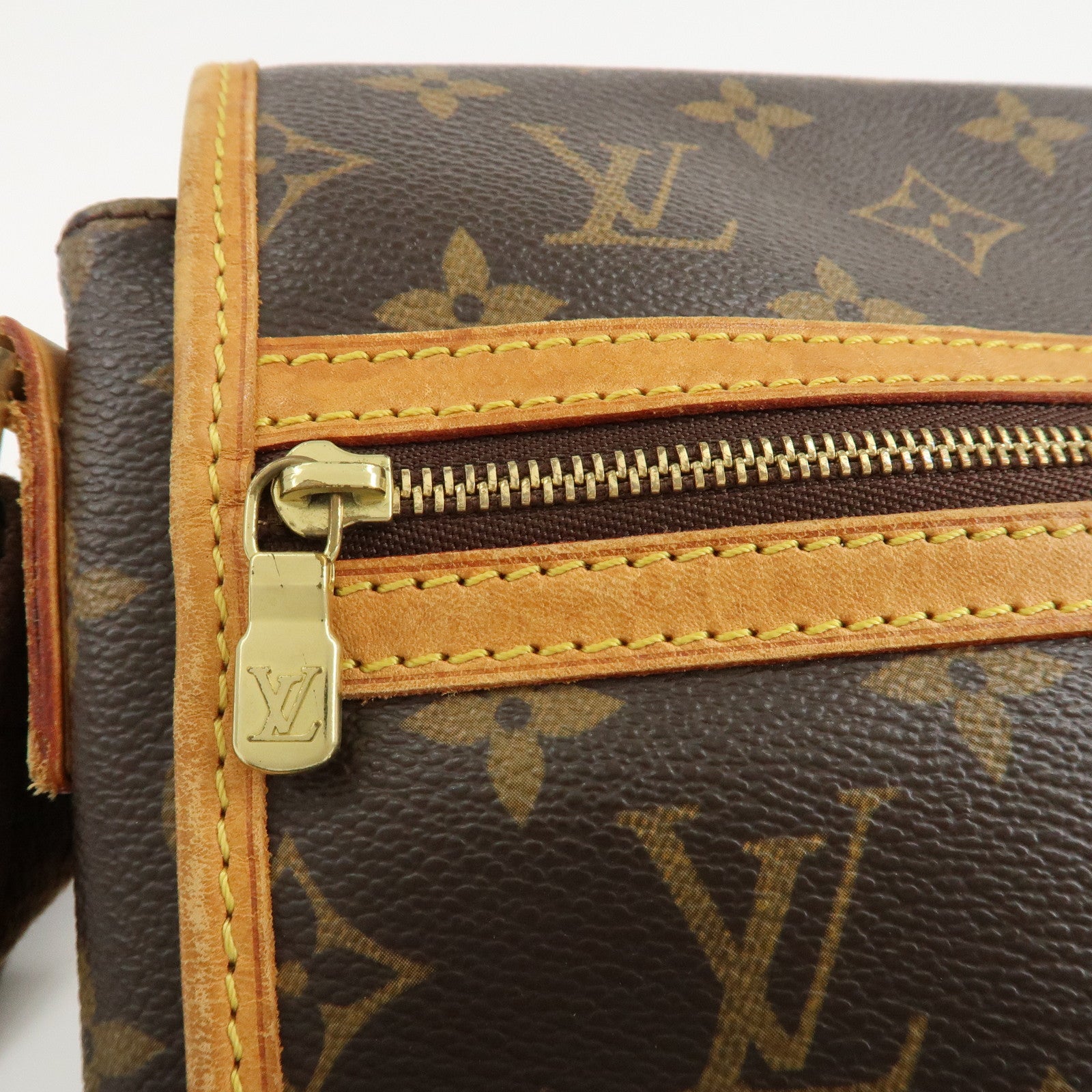 Louis Vuitton Monogram Messenger Bosphore PM Shoulder M40106