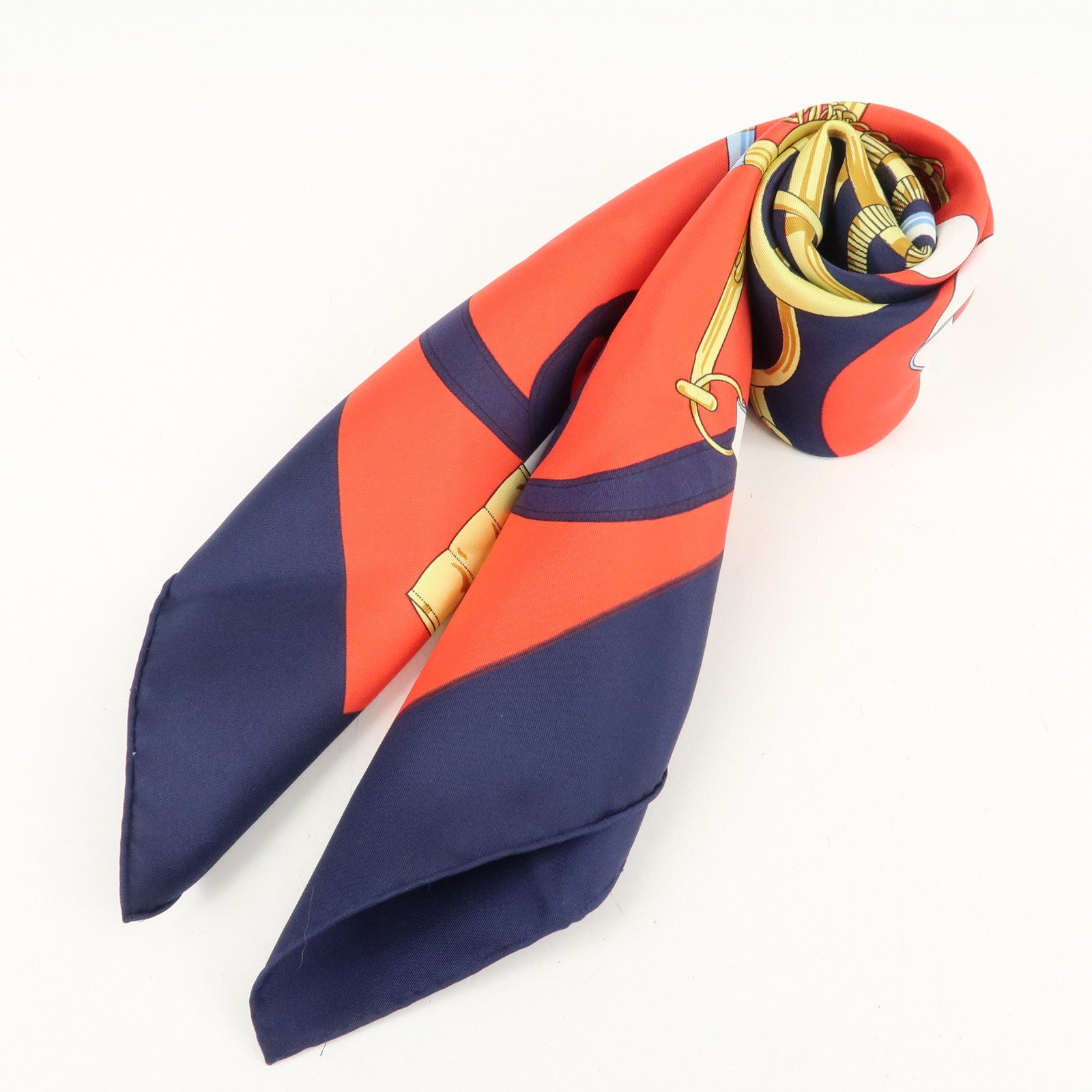 HERMES Carre 90 100% Silk Scarf Eperon d
or Red Navy Gold Used