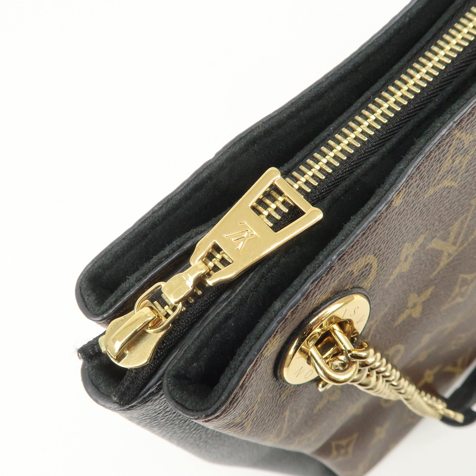 Louis Vuitton Monogram Suresnes MM Shouler bag Noir M43772 Used