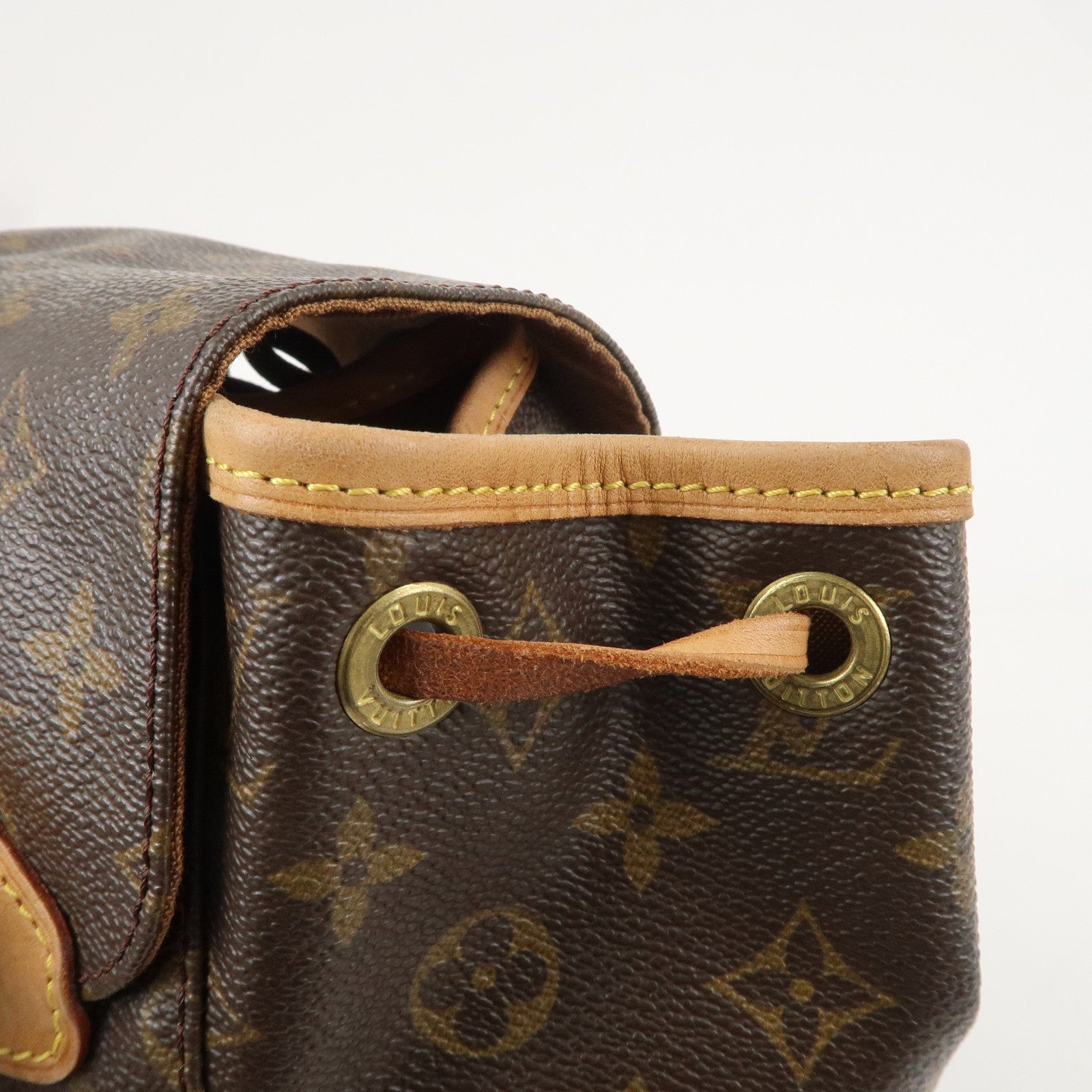 Louis Vuitton Monogram Montsouris MM Back Pack Bag M51136