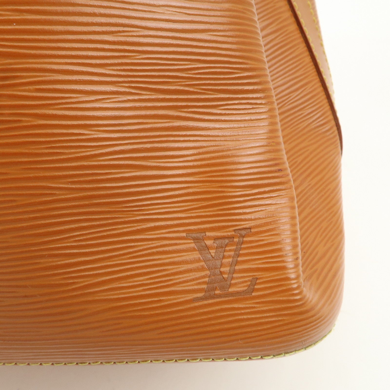 Louis Vuitton Epi Petit Noe Shoulder Bag Kenya Brown M44103