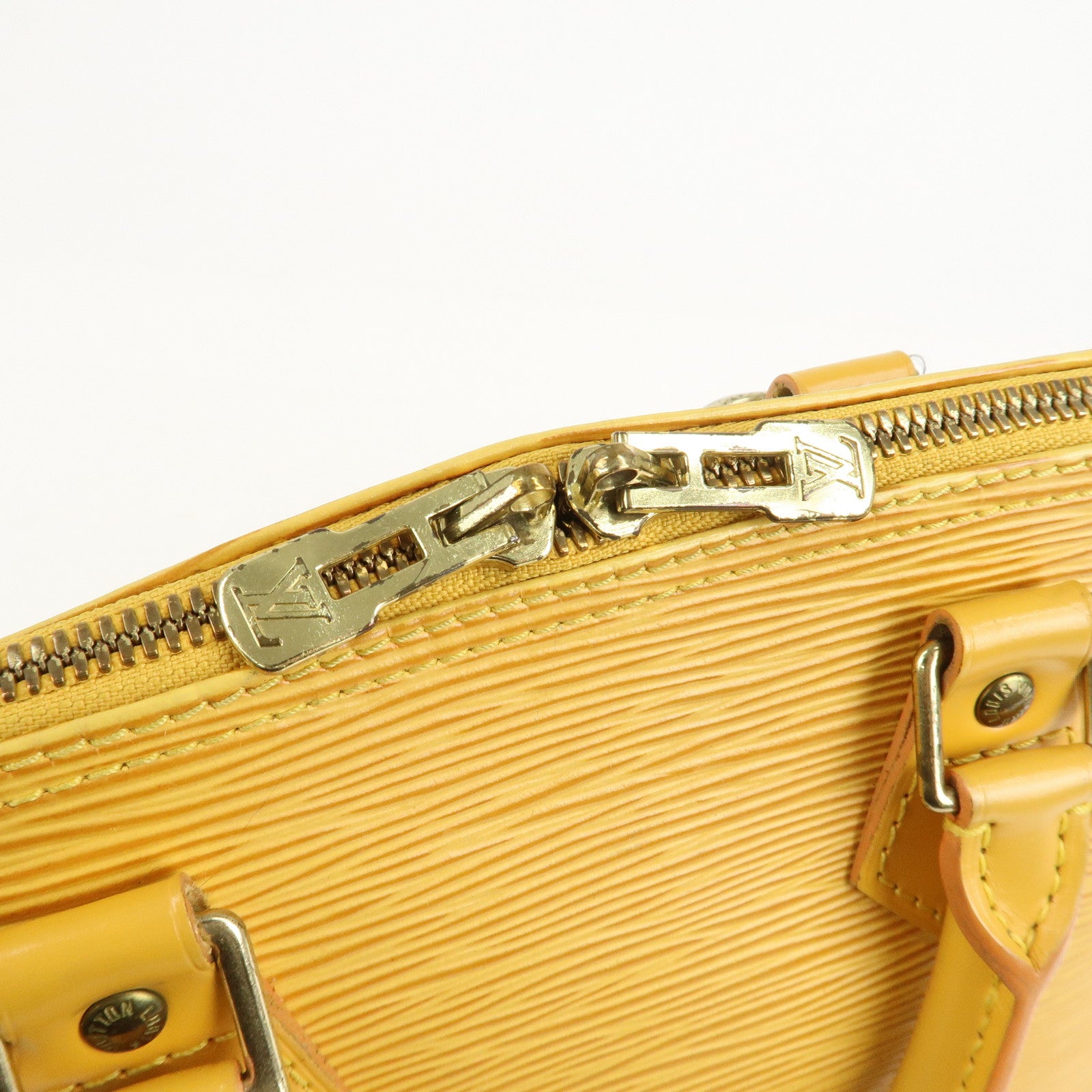 Louis Vuitton Epi Alma PM Hand Bag Tassili Yellow M52149