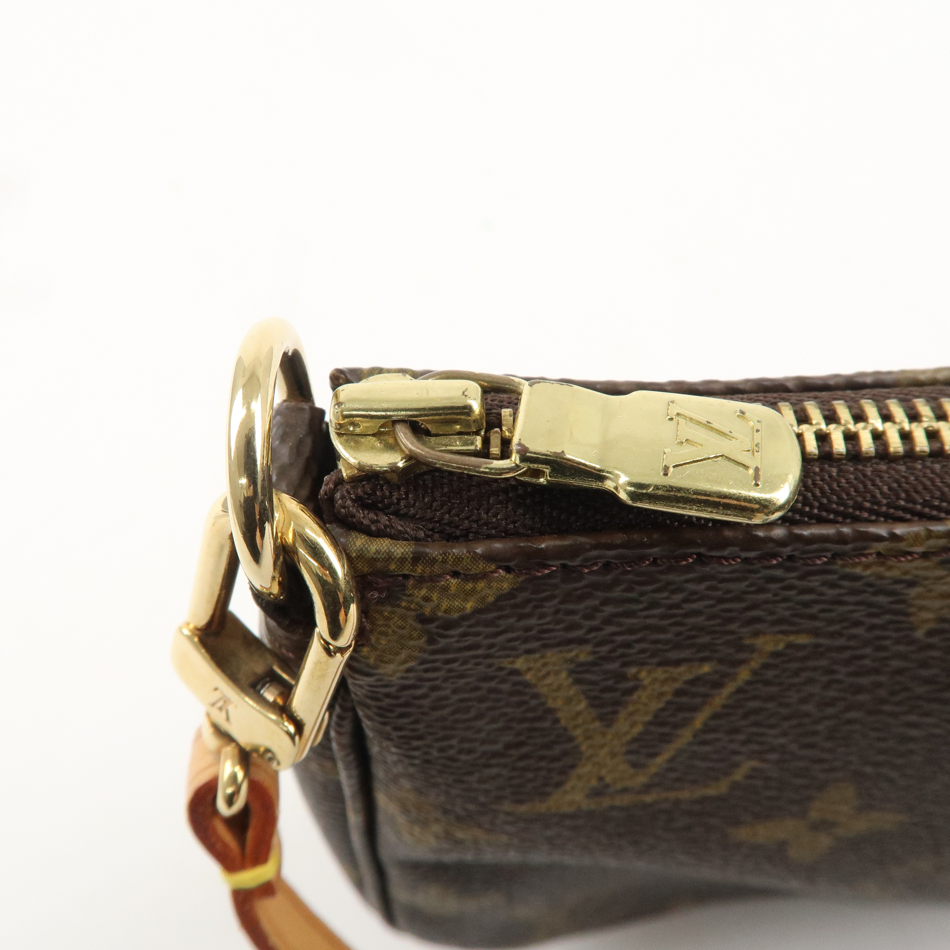 Louis Vuitton Monogram Pochette Accessoires Pouch M51980