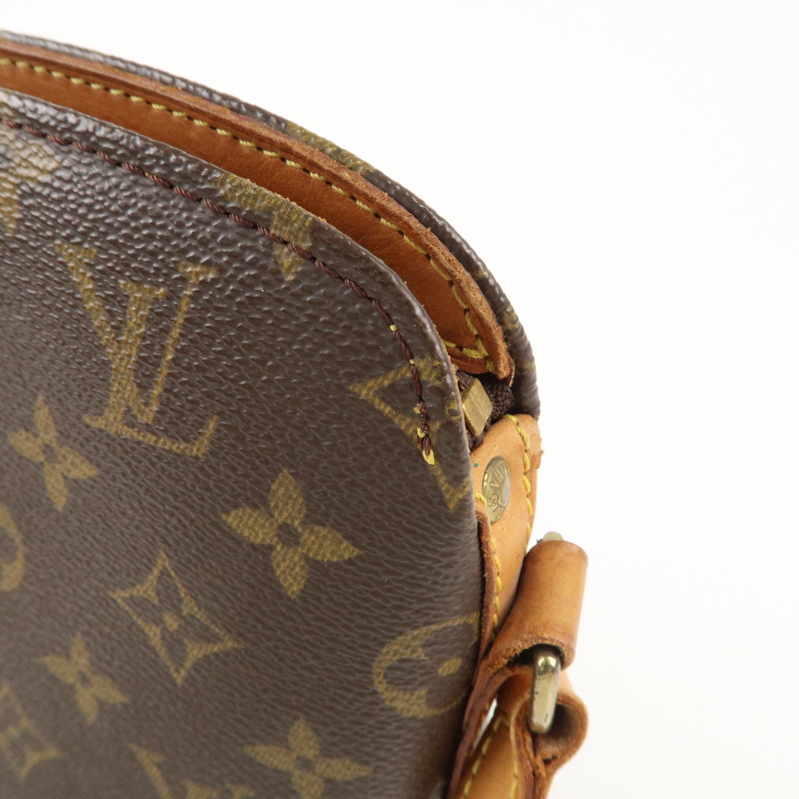 Louis Vuitton Monogram Drouot Cross Body Shoulder Bag M51290