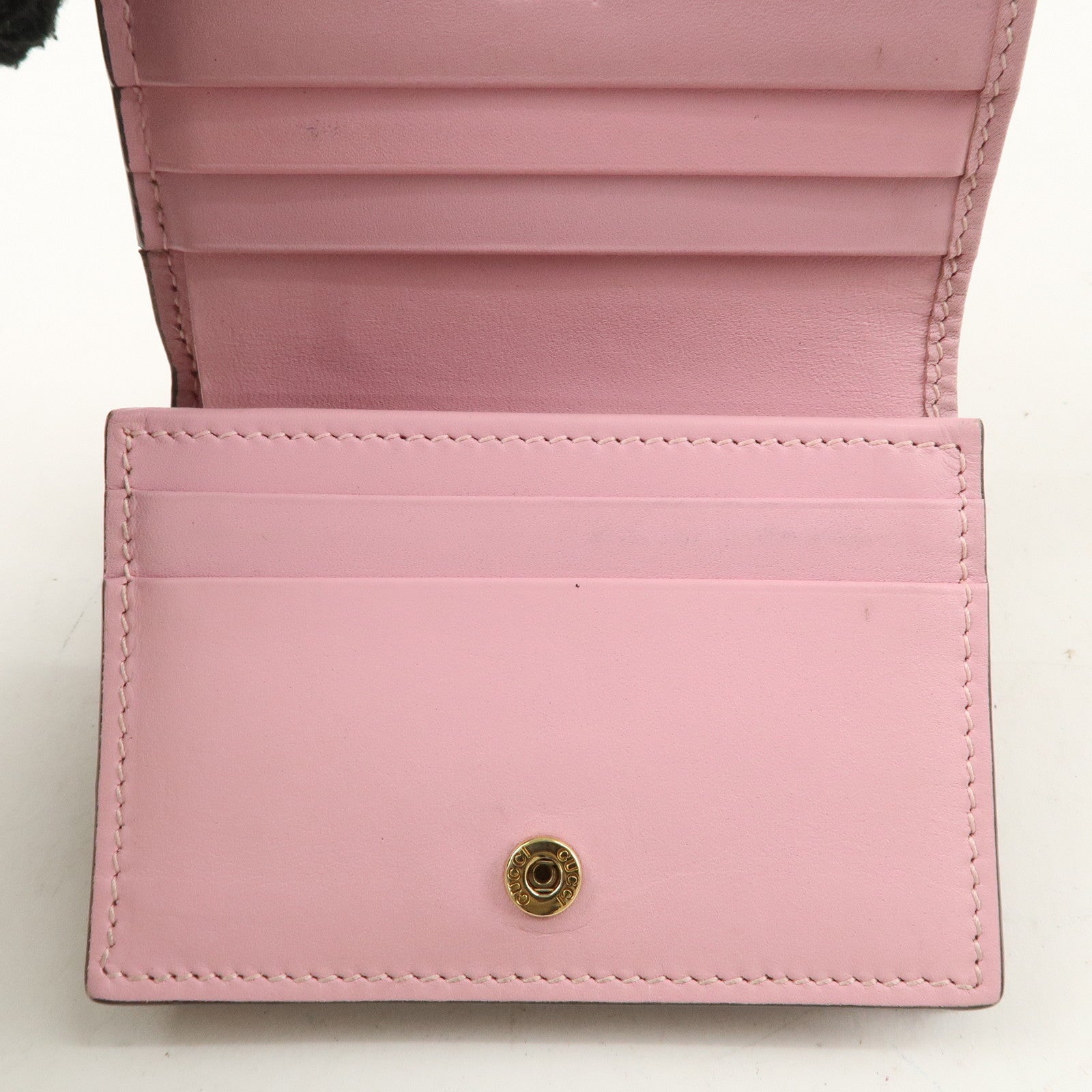 GUCCI GG Supreme Leather Strawberry Print Bi-fold Wallet 573839