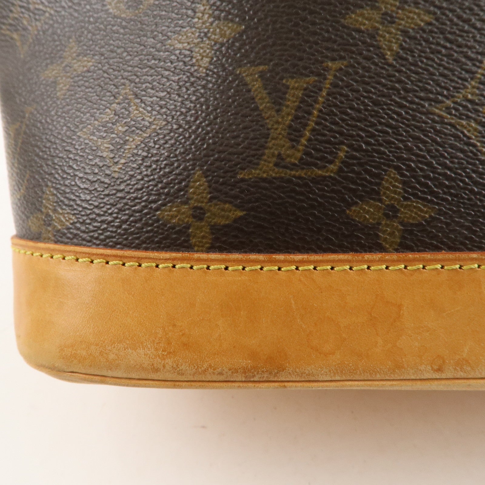 Louis Vuitton Monogram Alma Hand Bag Brown M51130