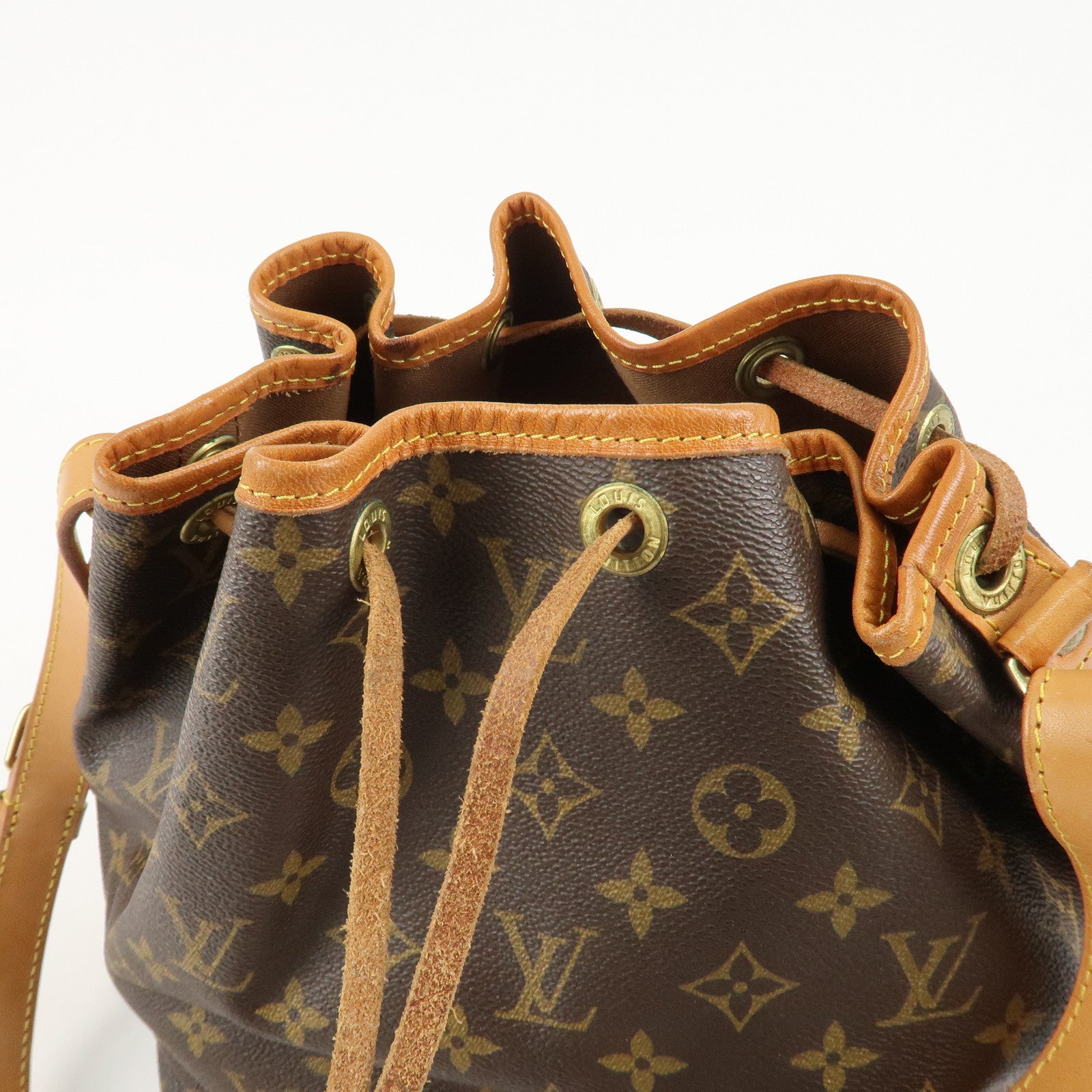 Louis Vuitton Monogram Petit Noe Shoulder Bag Brown M42226 Used