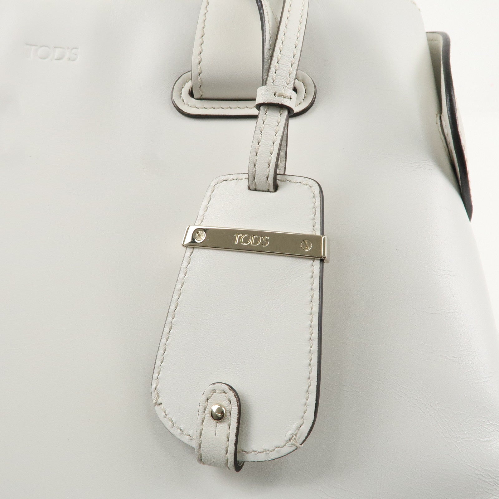 TOD
S Leather Cape Bag Hand Shoulder Bag White Gold Hardware