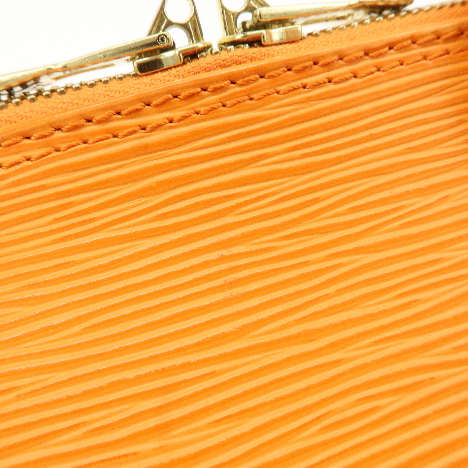 Louis Vuitton Epi Alma Hand Bag Mandarin Orange M5124H Used