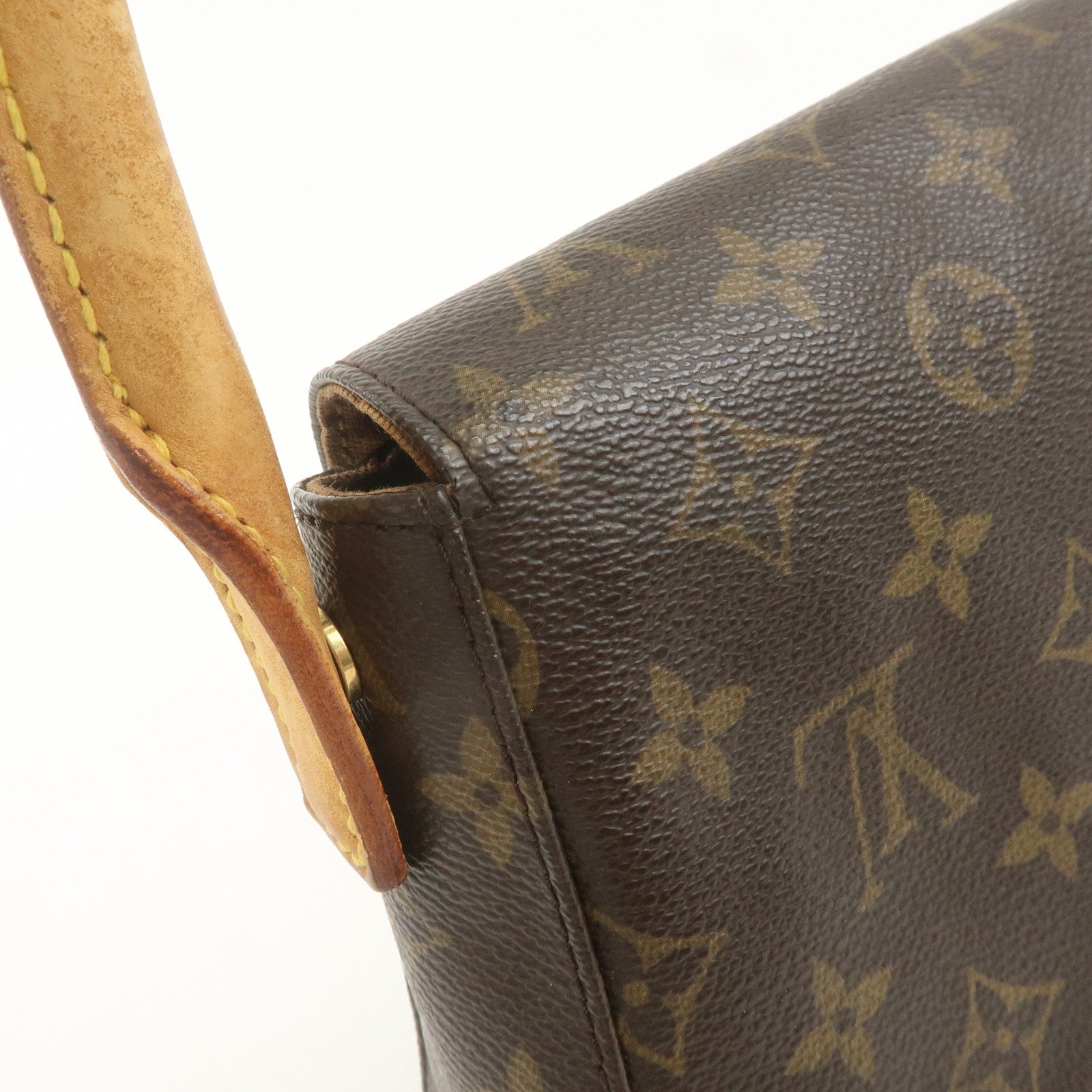 Louis Vuitton Monogram Mini Looping Shoulder Bag Hand Bag M51147