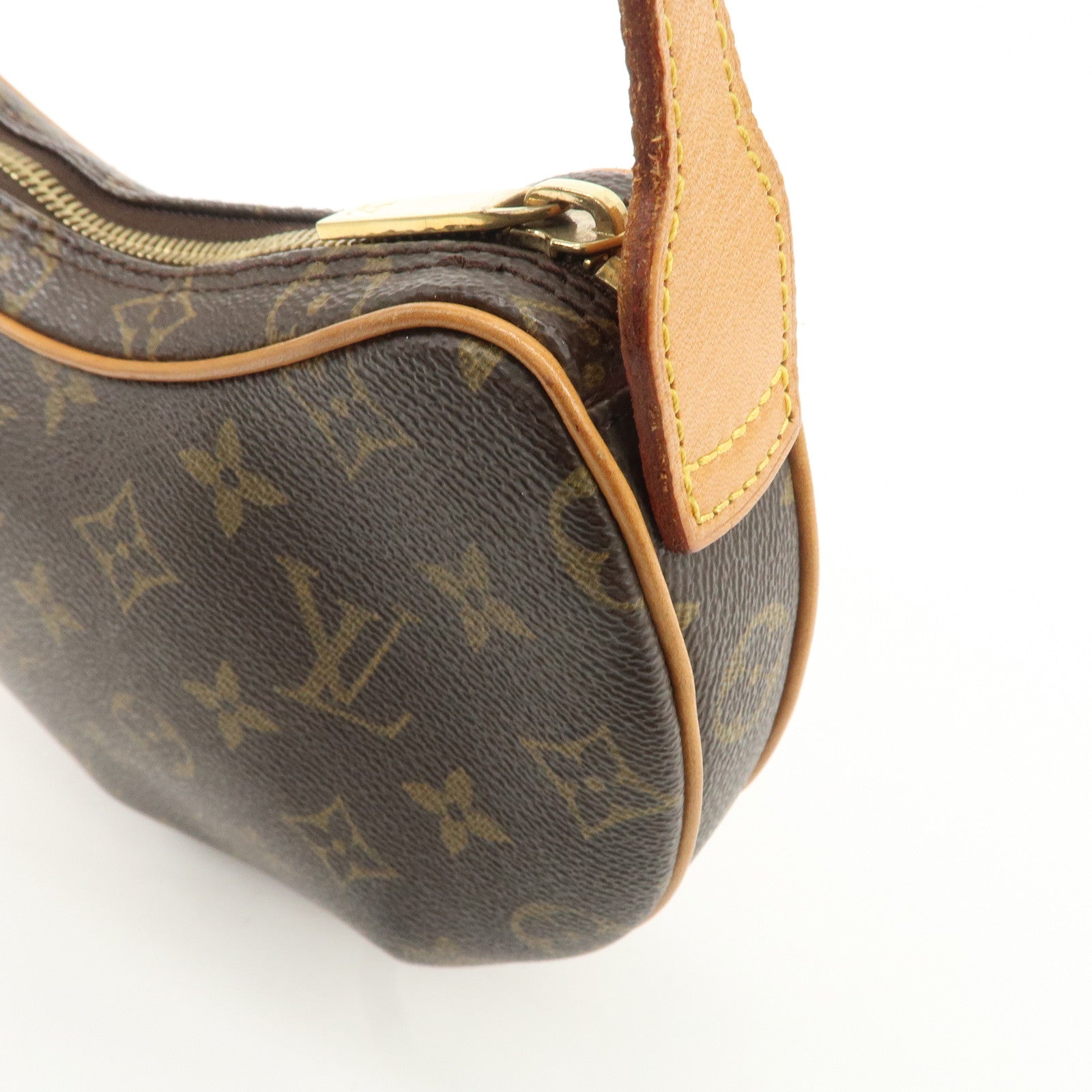 Louis Vuitton Monogram Pochette Croissant Shoulder Bag M51510