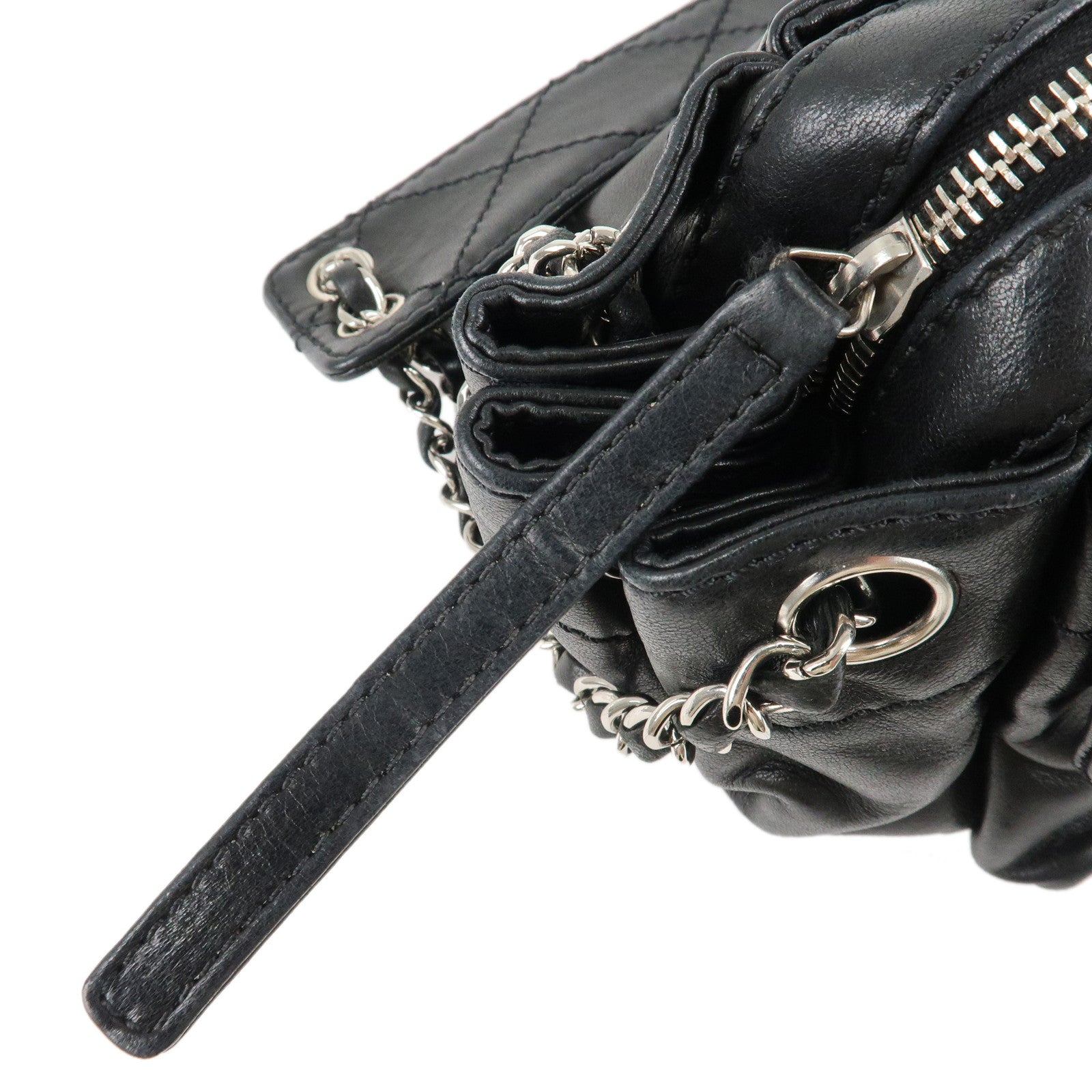 CHANEL Matelasse LambSkin Chain Shoulder Bag Black Silver Hardware Used