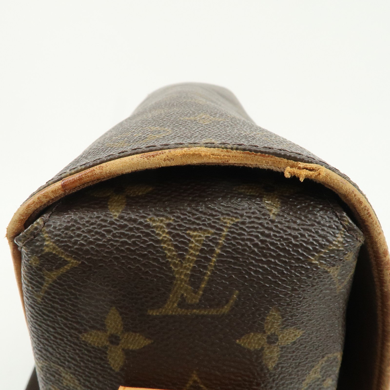 Louis Vuitton Monogram Abbesses Messenger Bag Hand Bag M45257 Used