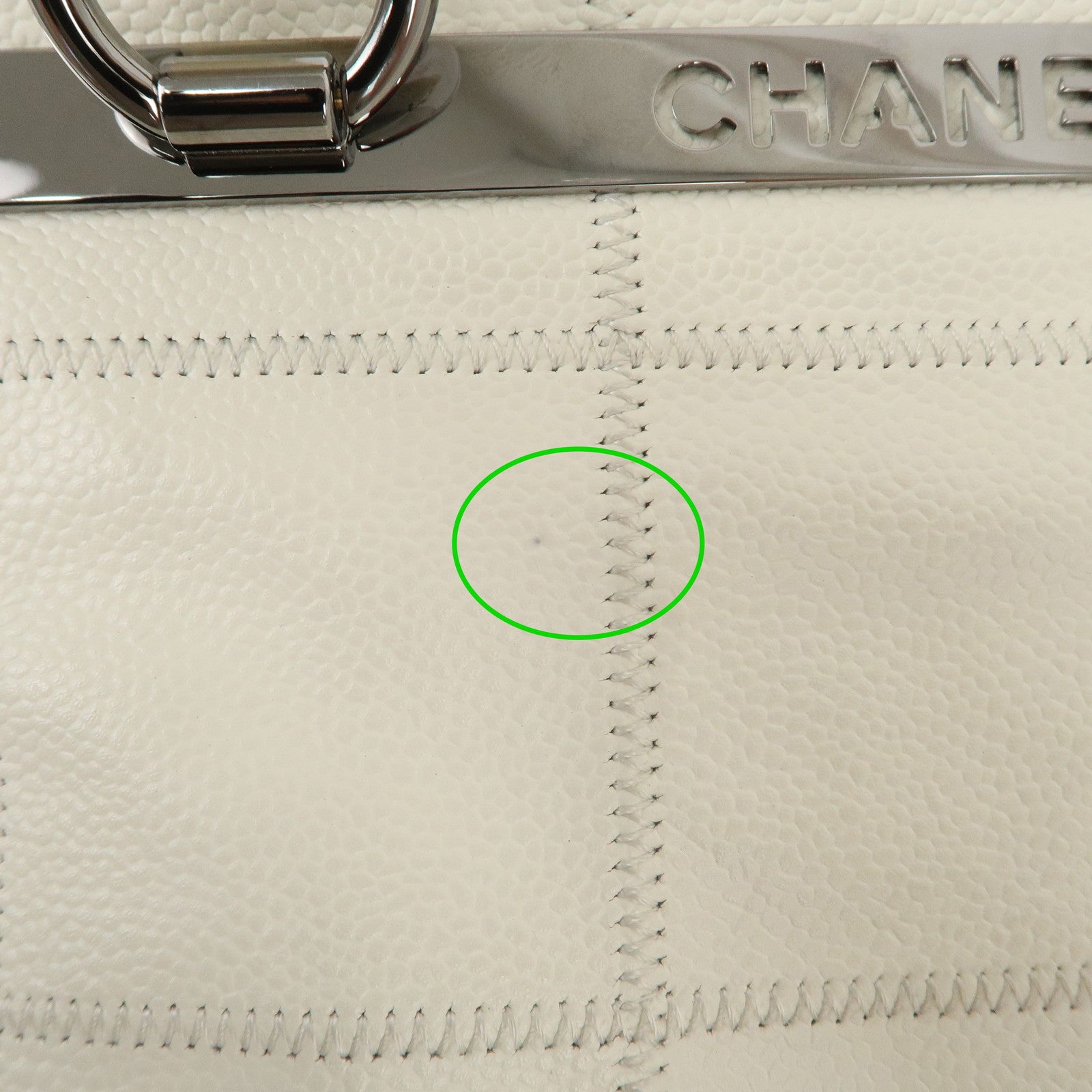 CHANEL Chocolate Bar Caviar Skin Mini Boston Bag White A26135 Used