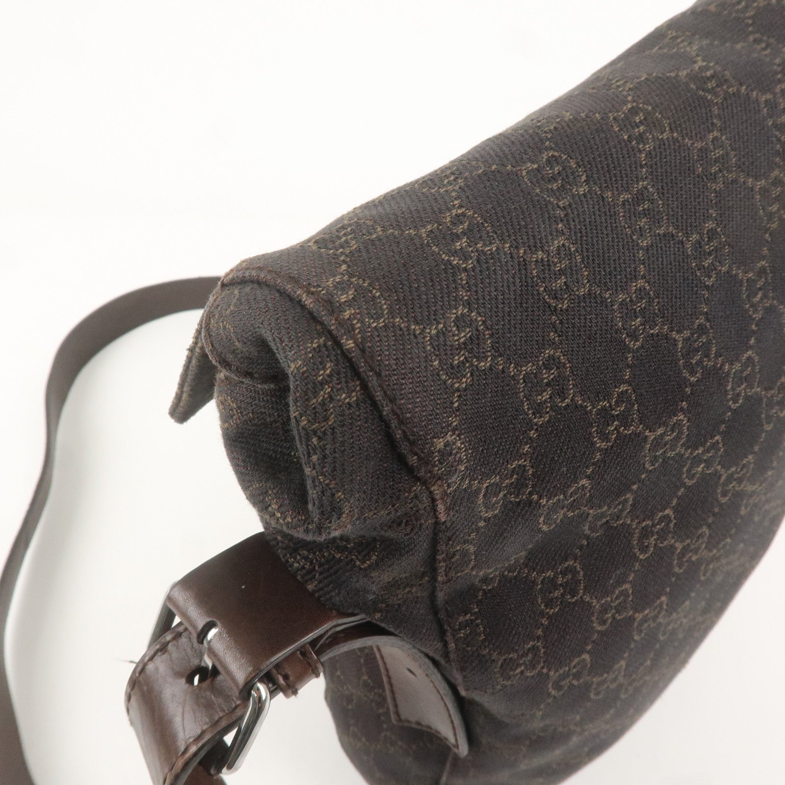 GUCCI GG Canvas Leather Shoulder Bag Dark Brown 101654