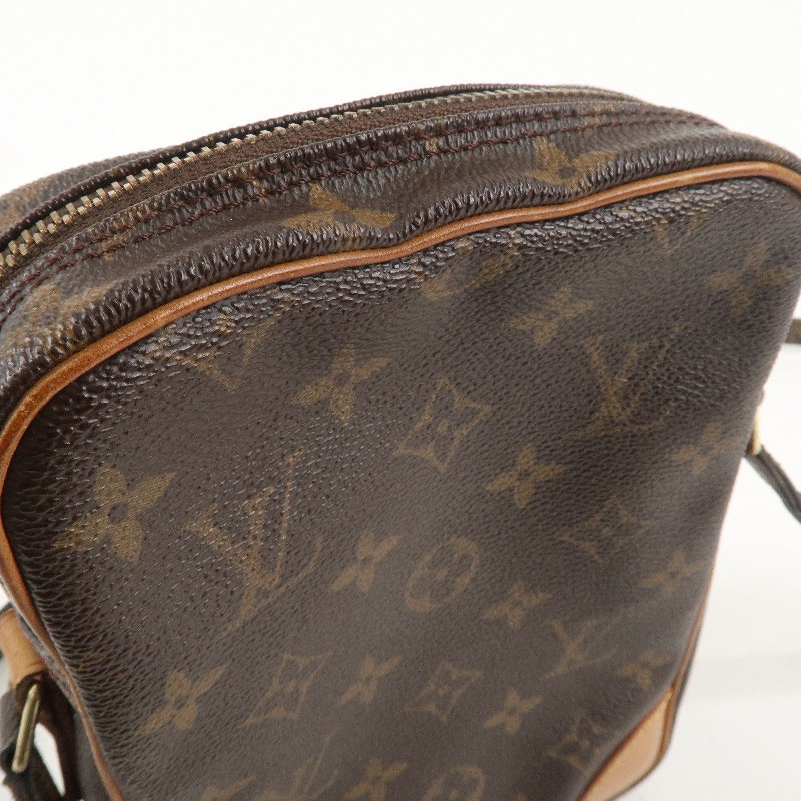 Louis Vuitton Monogram Amazone Shoulder Bag M45236